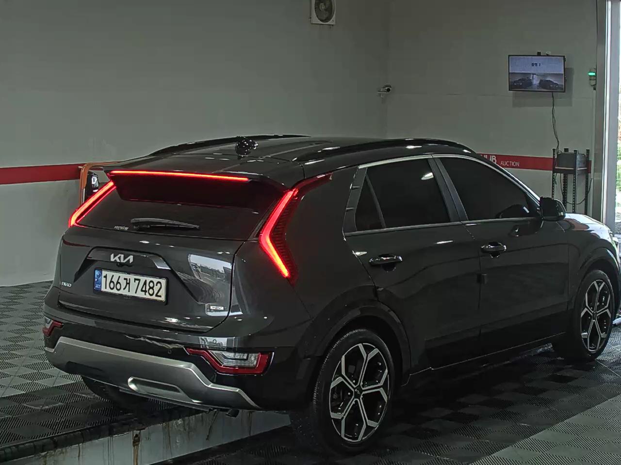 صورة إضافية