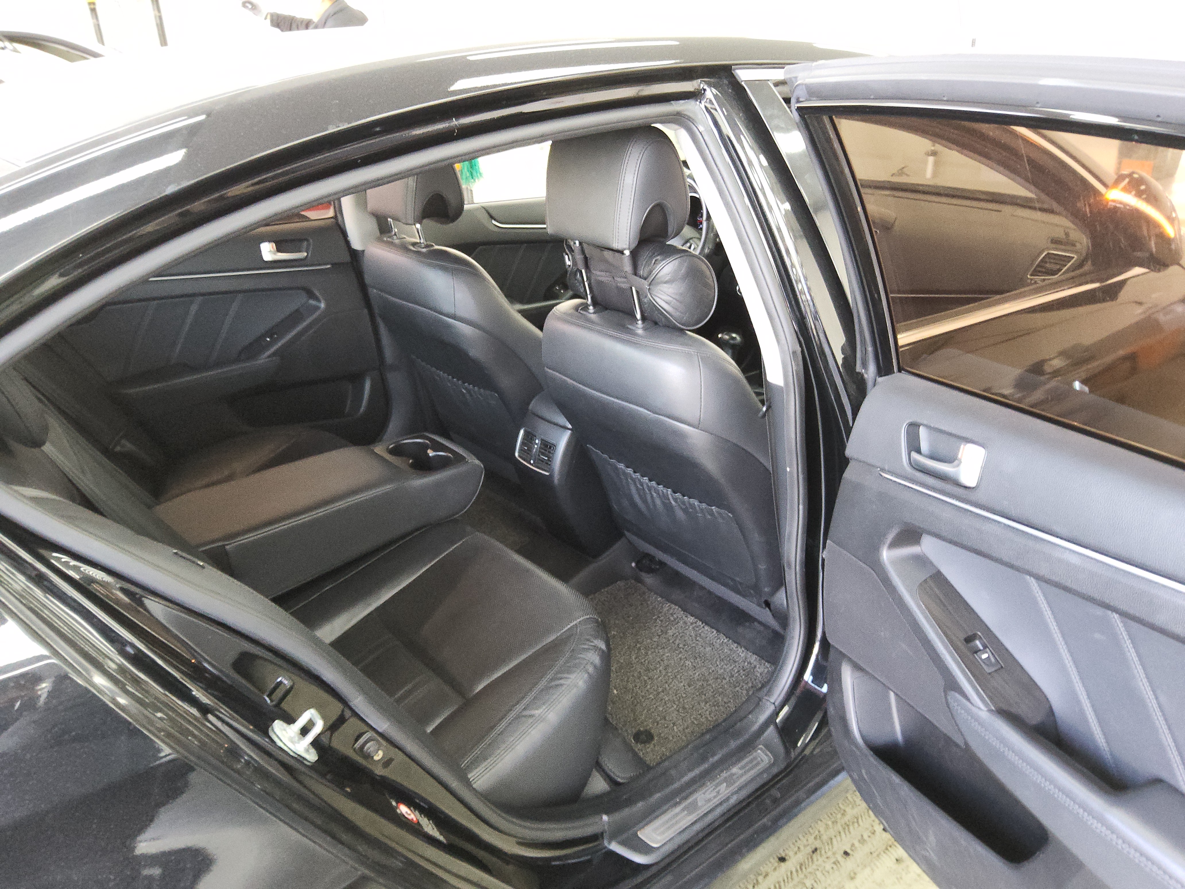 صورة إضافية