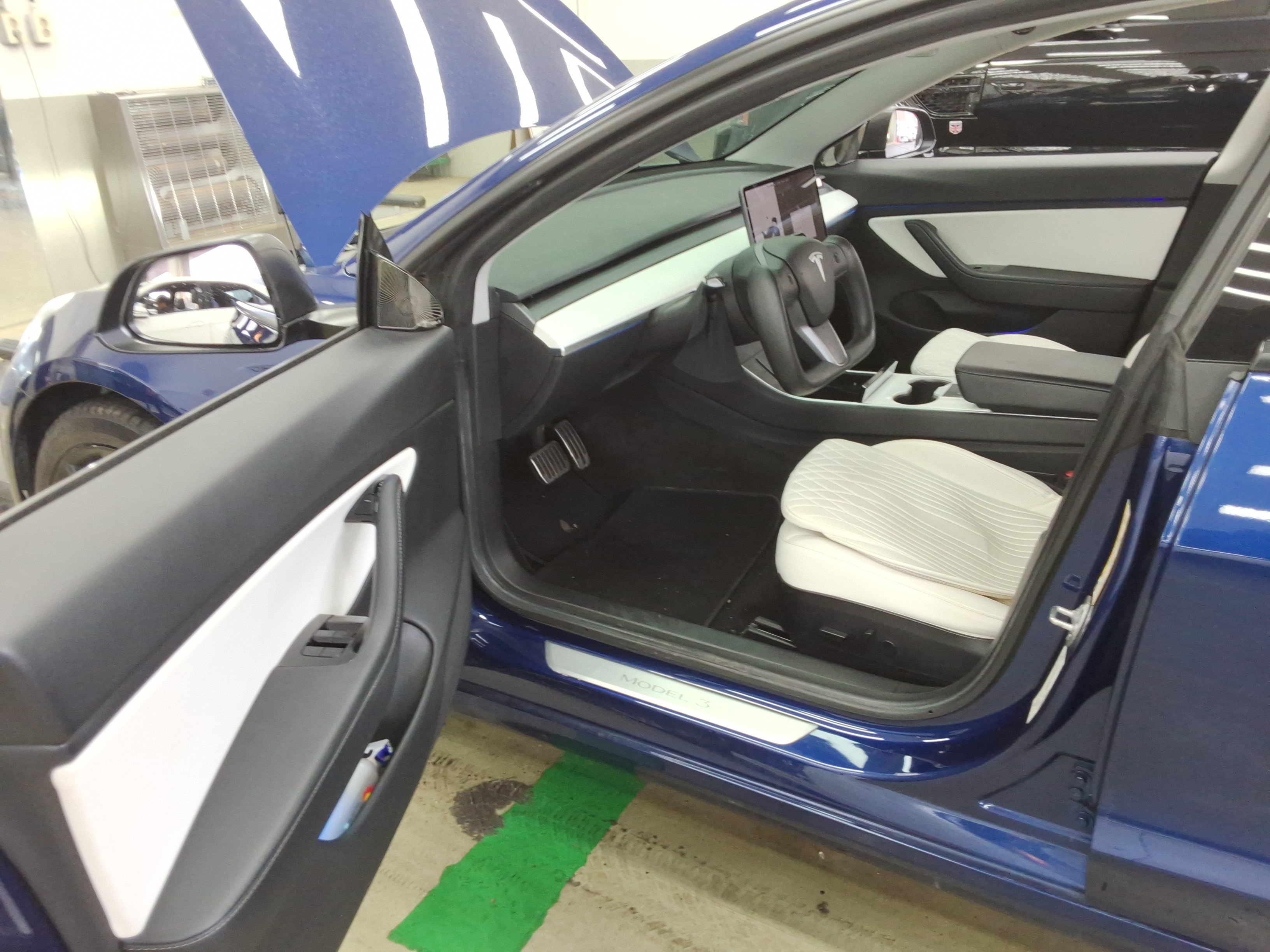 2020 - Tesla Model 3