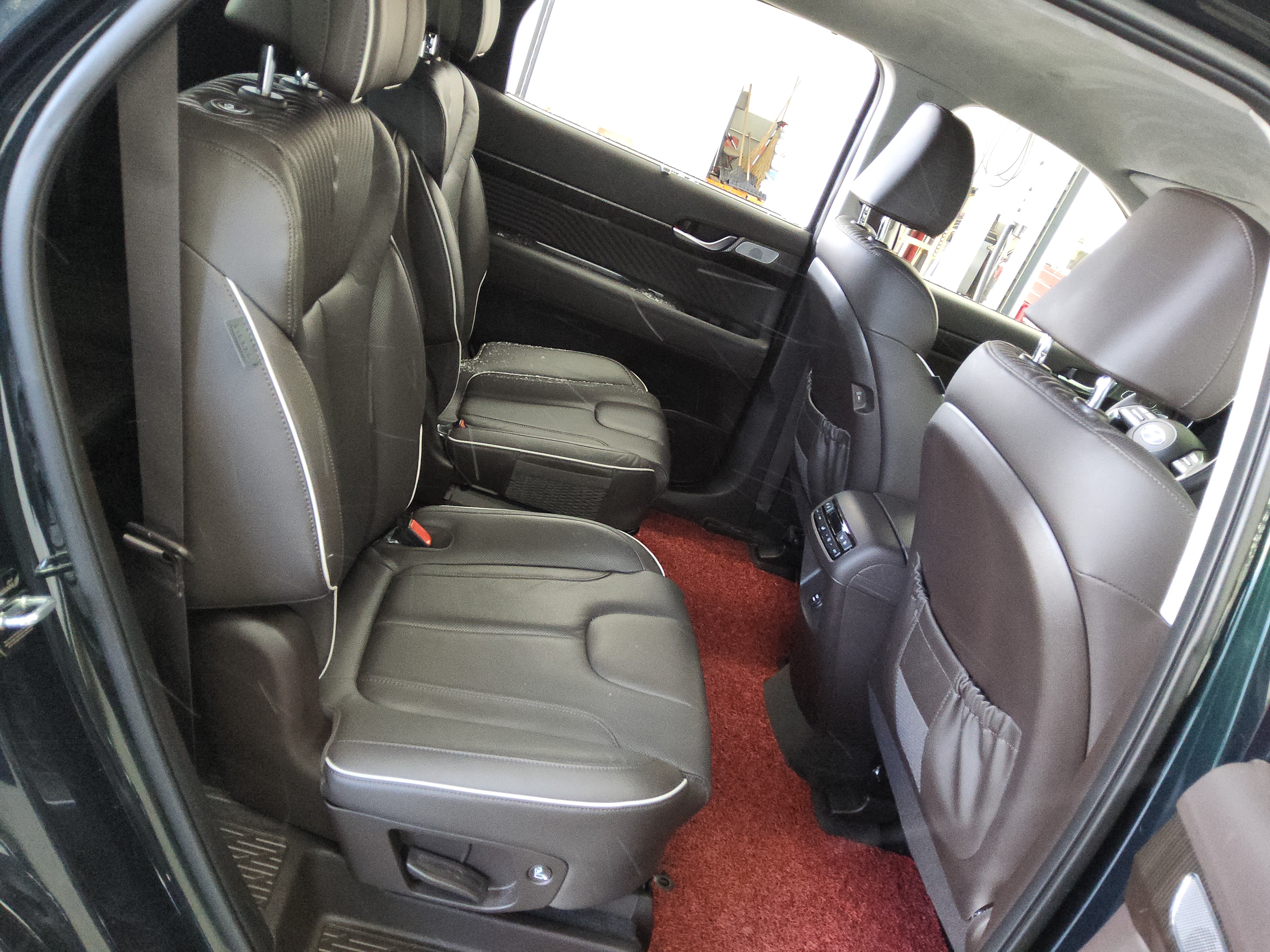 صورة إضافية