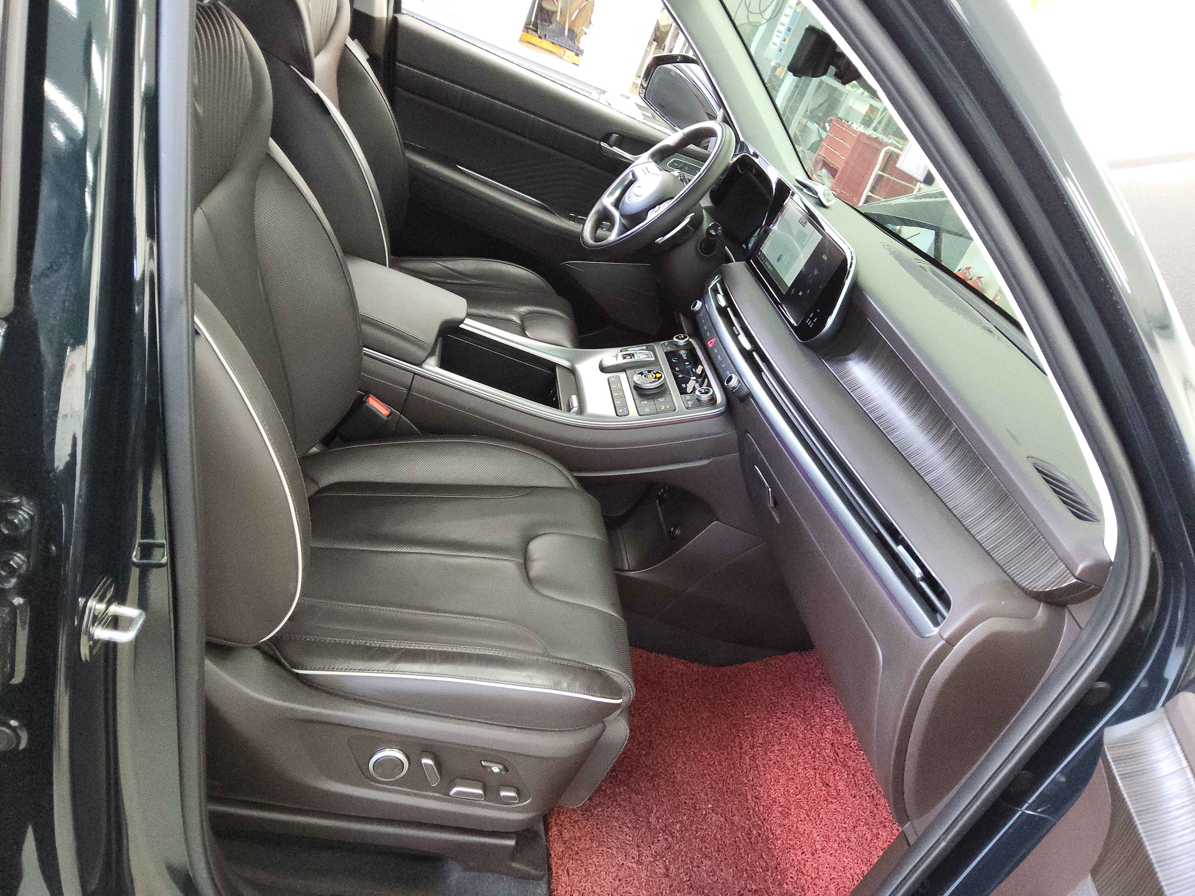 صورة إضافية