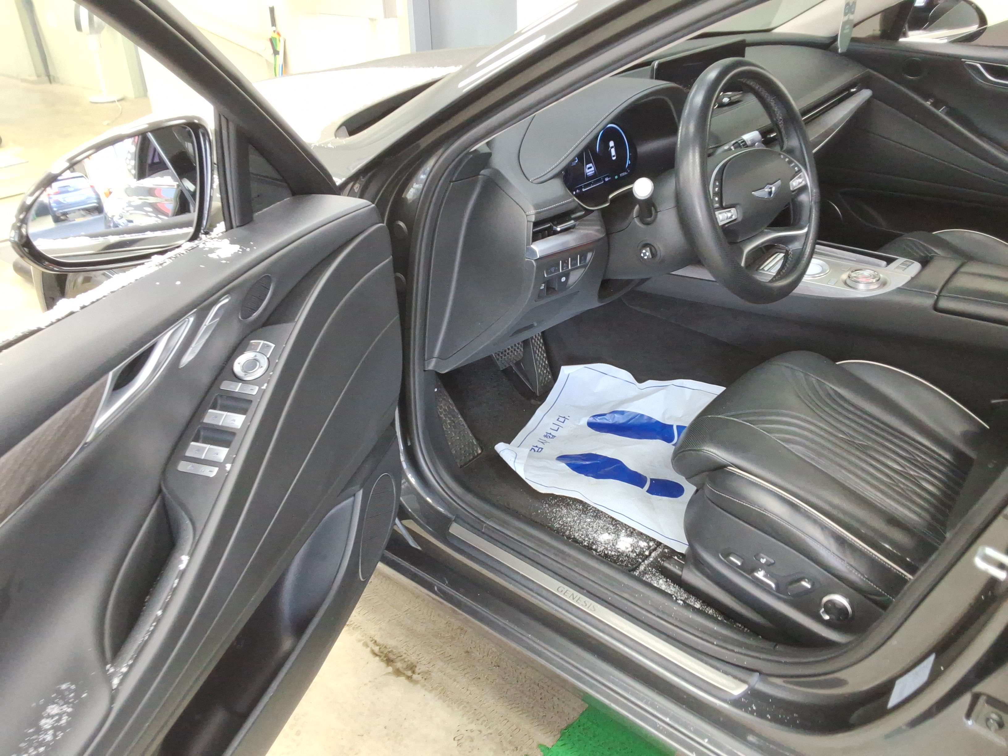 صورة إضافية