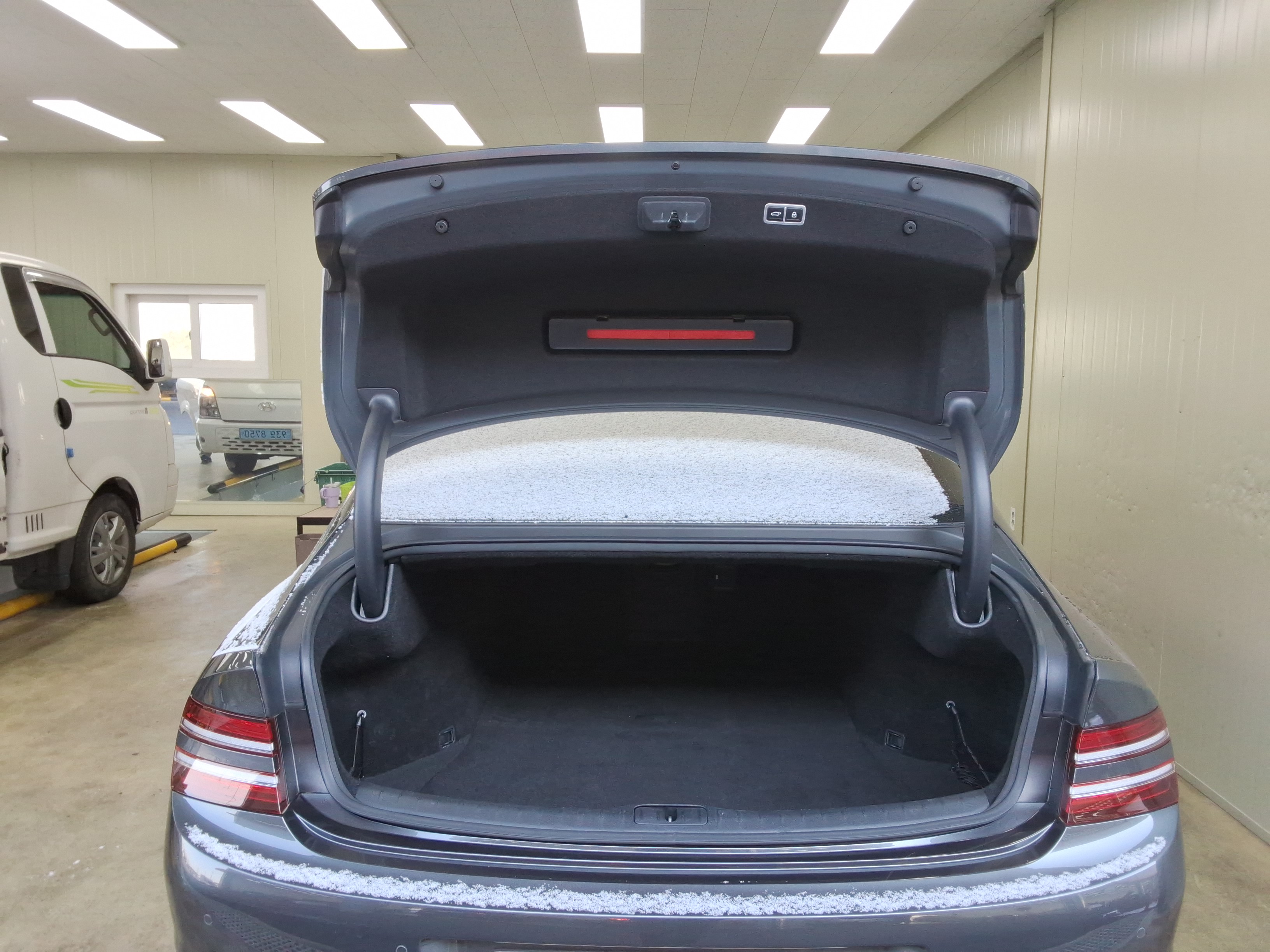 صورة إضافية