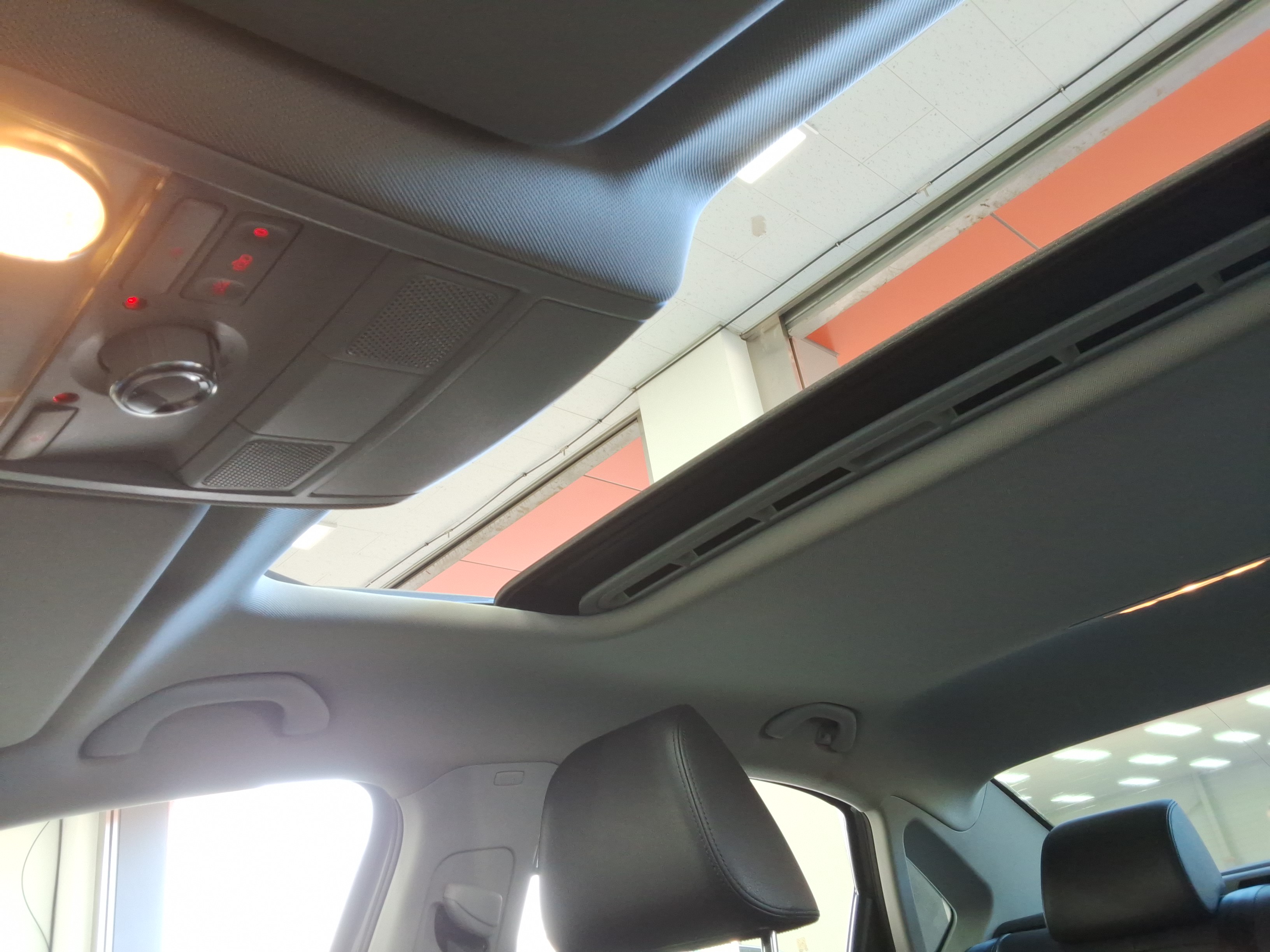 2018 - Volkswagen Passat