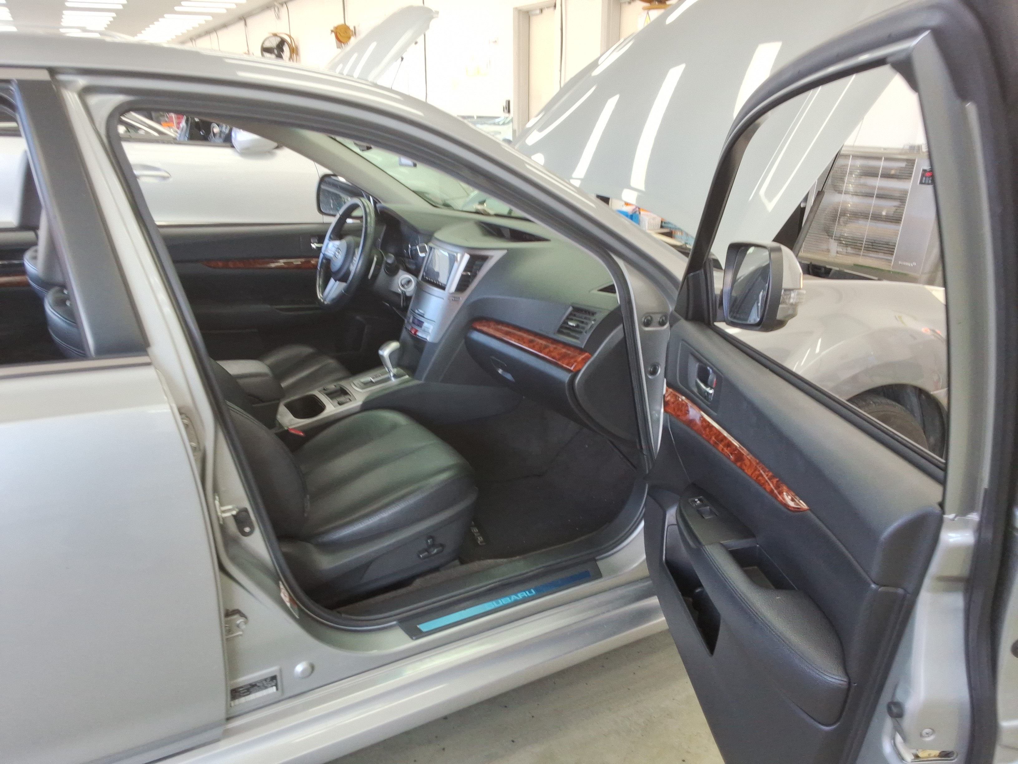 2011 - Subaru Legacy