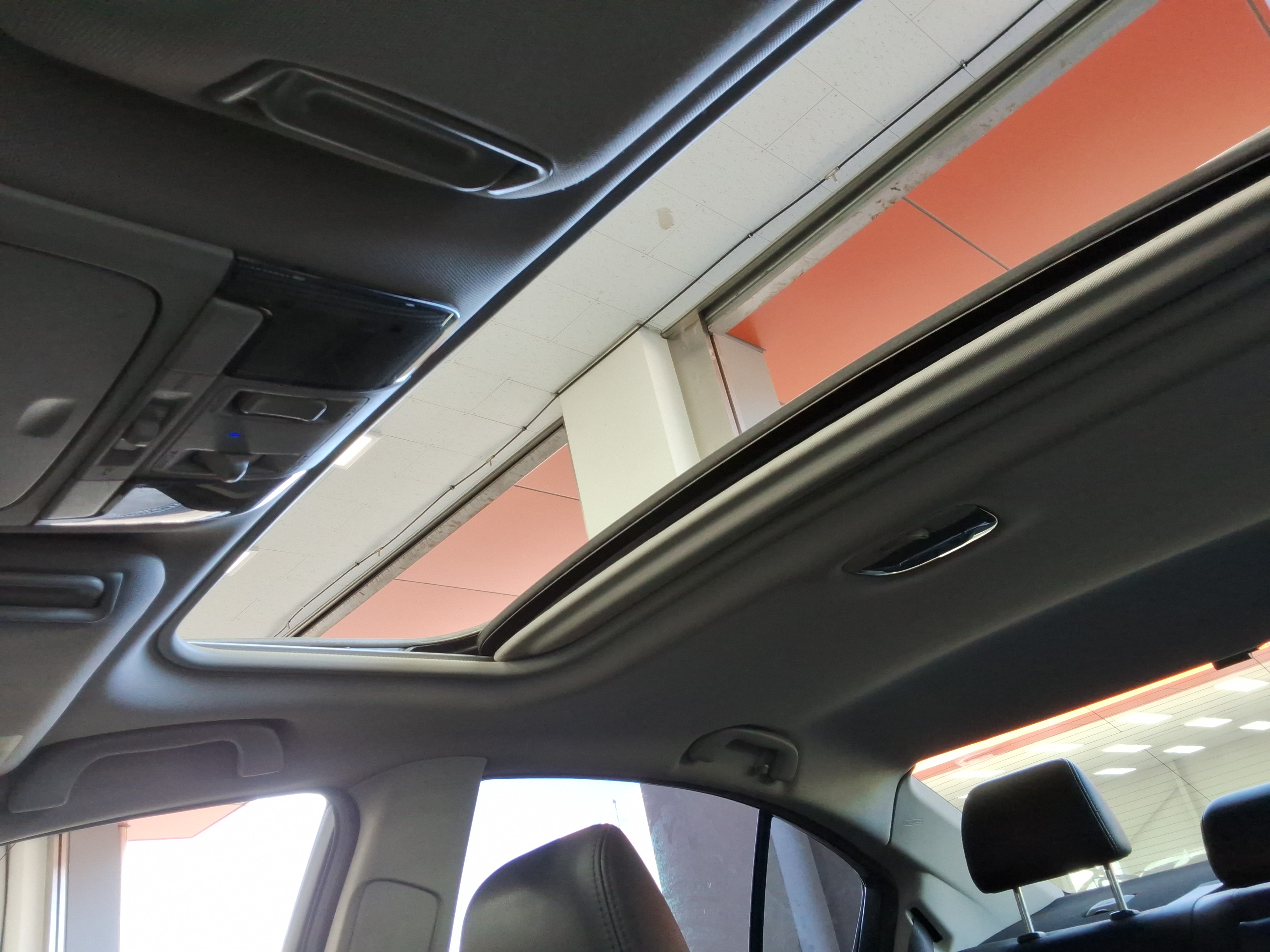 2011 - Subaru Legacy