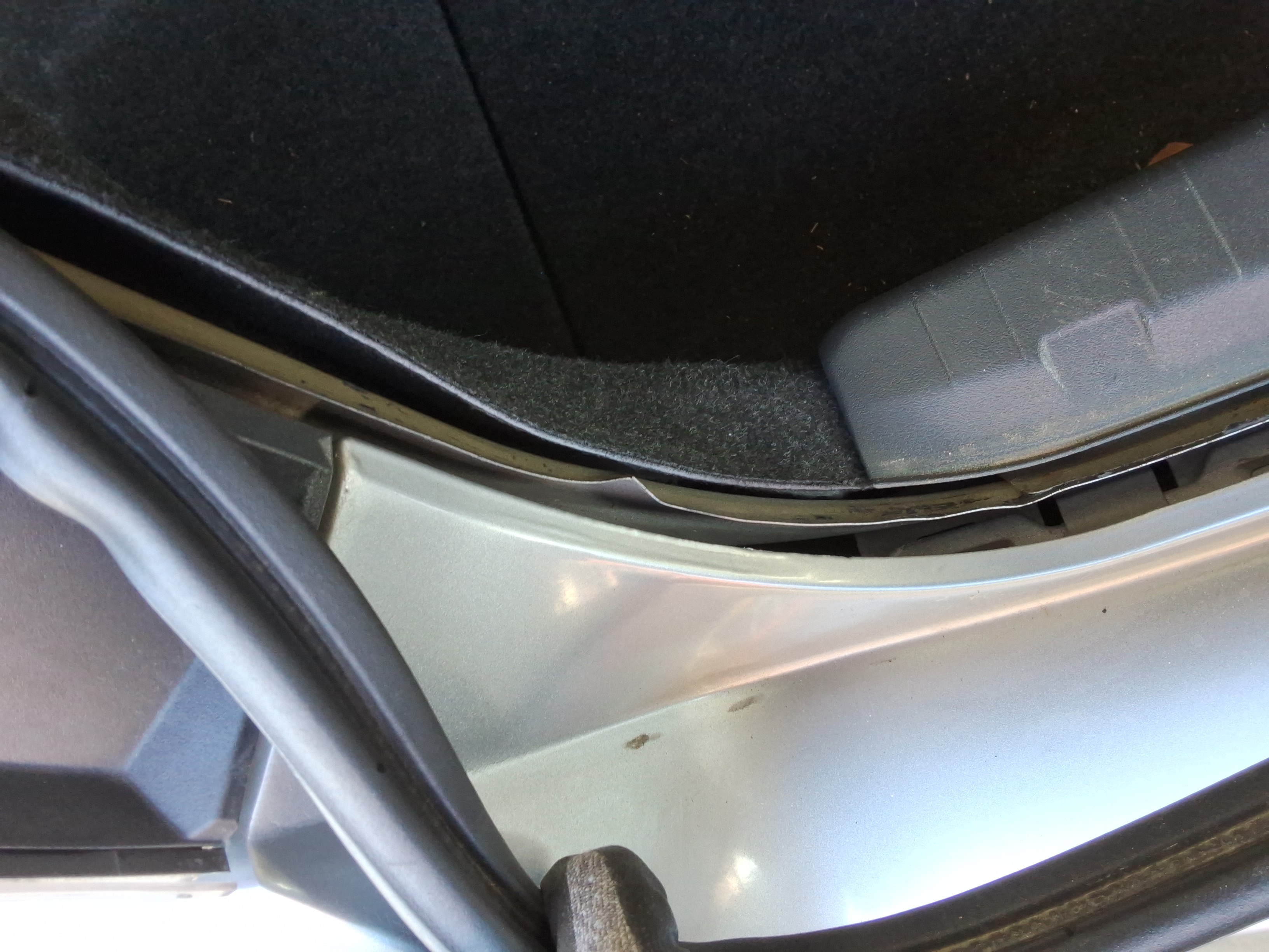 2011 - Subaru Legacy