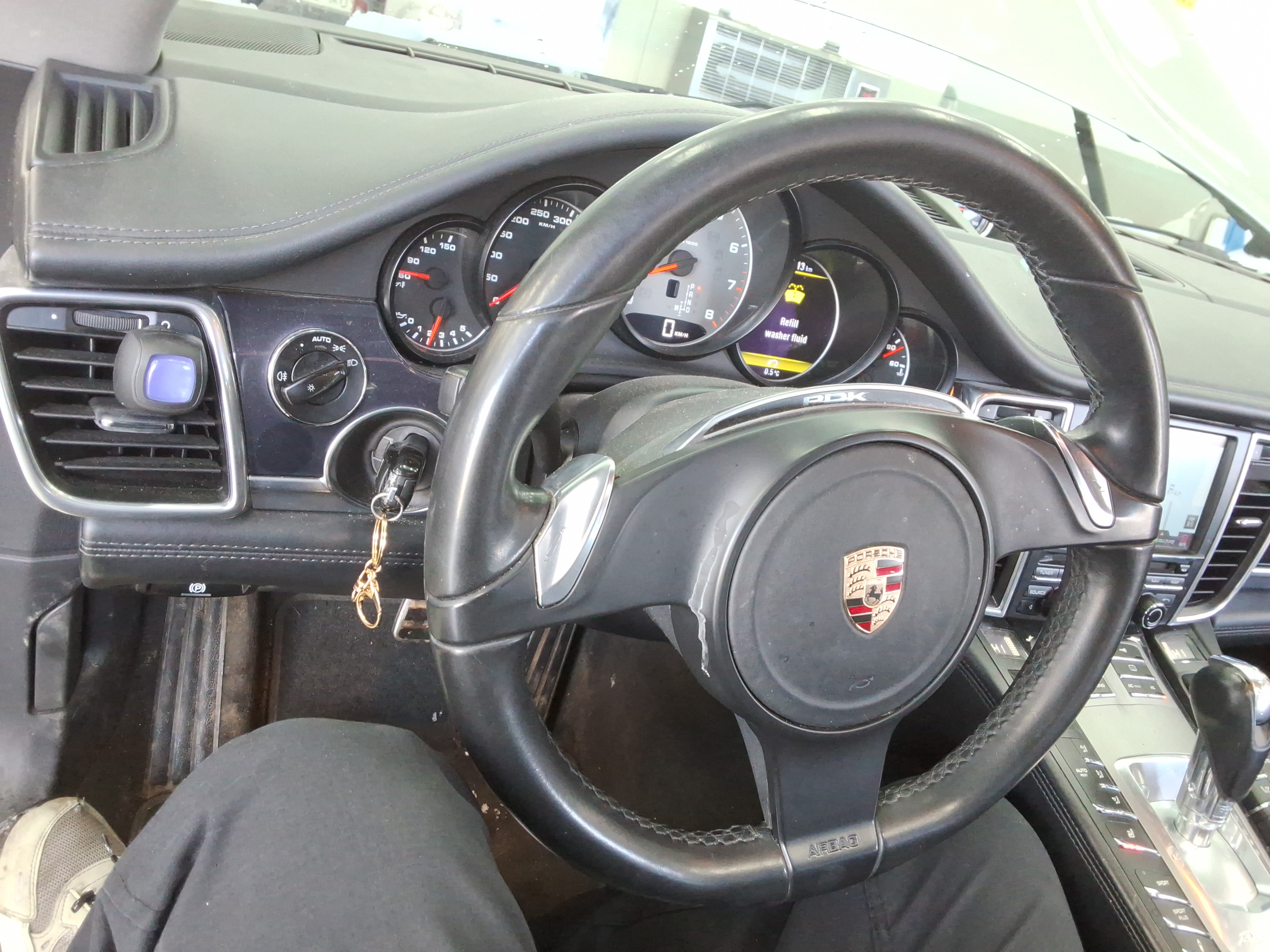 2011 - Porsche Panamera