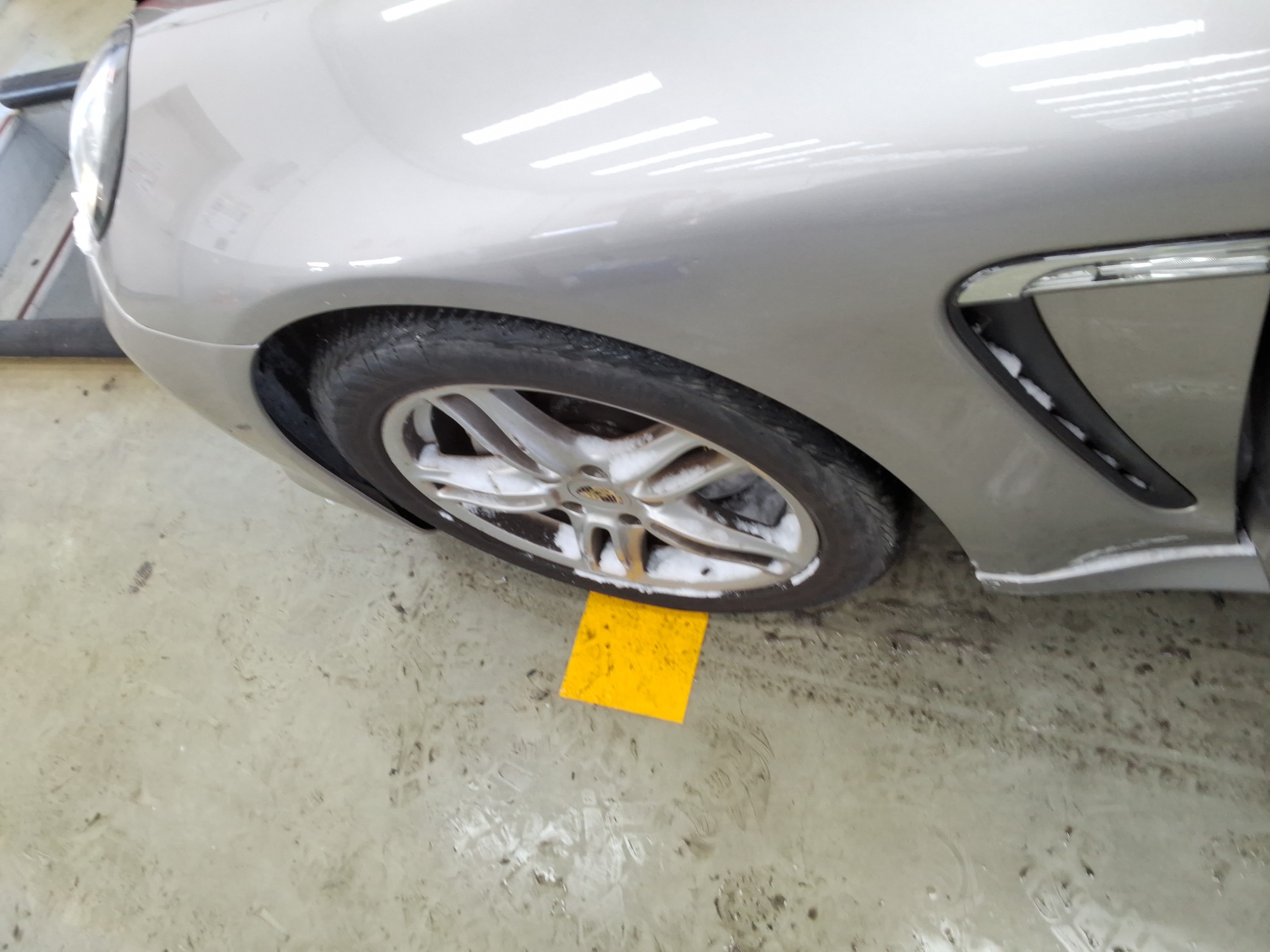 2011 - Porsche Panamera