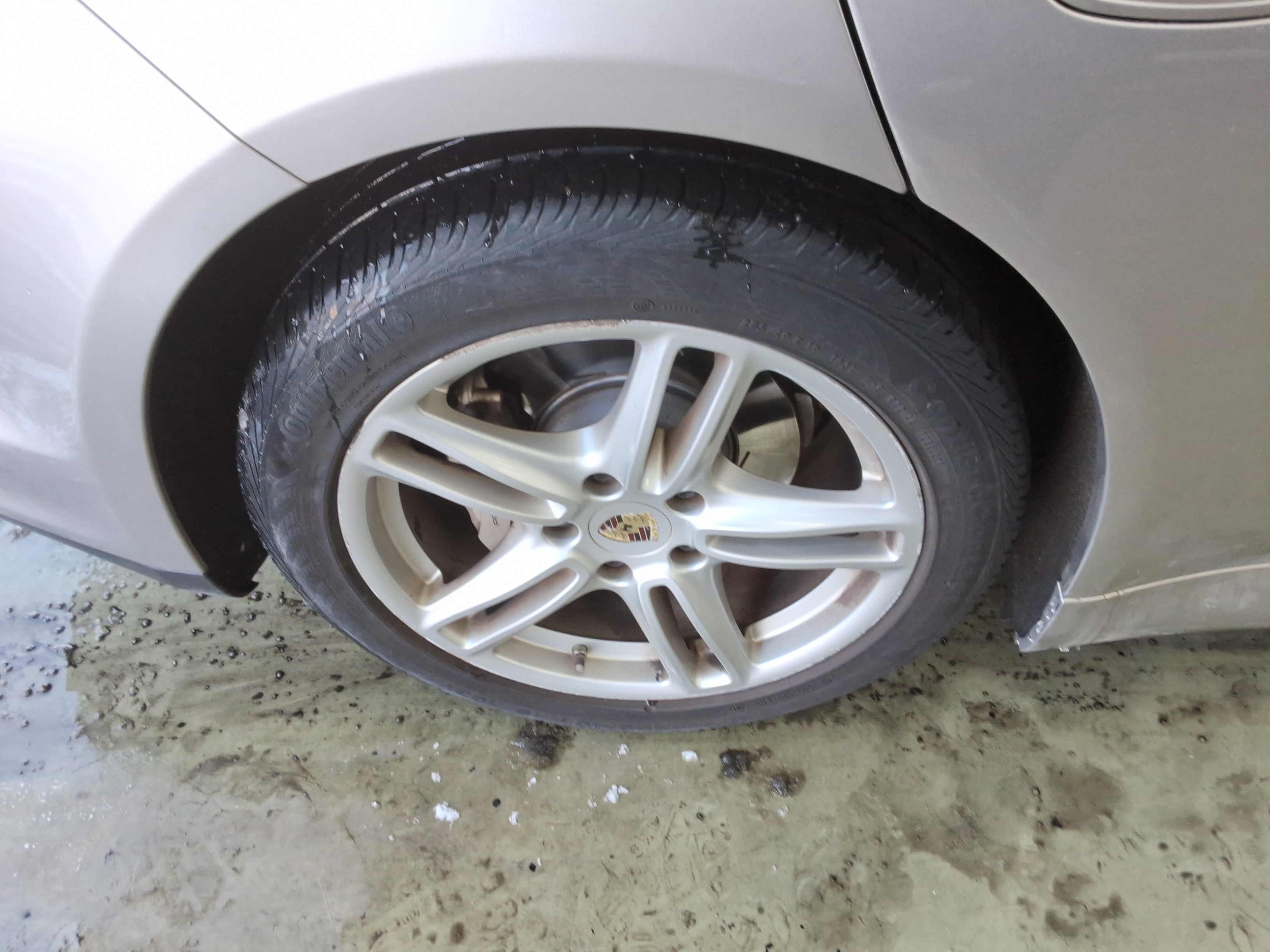 2011 - Porsche Panamera