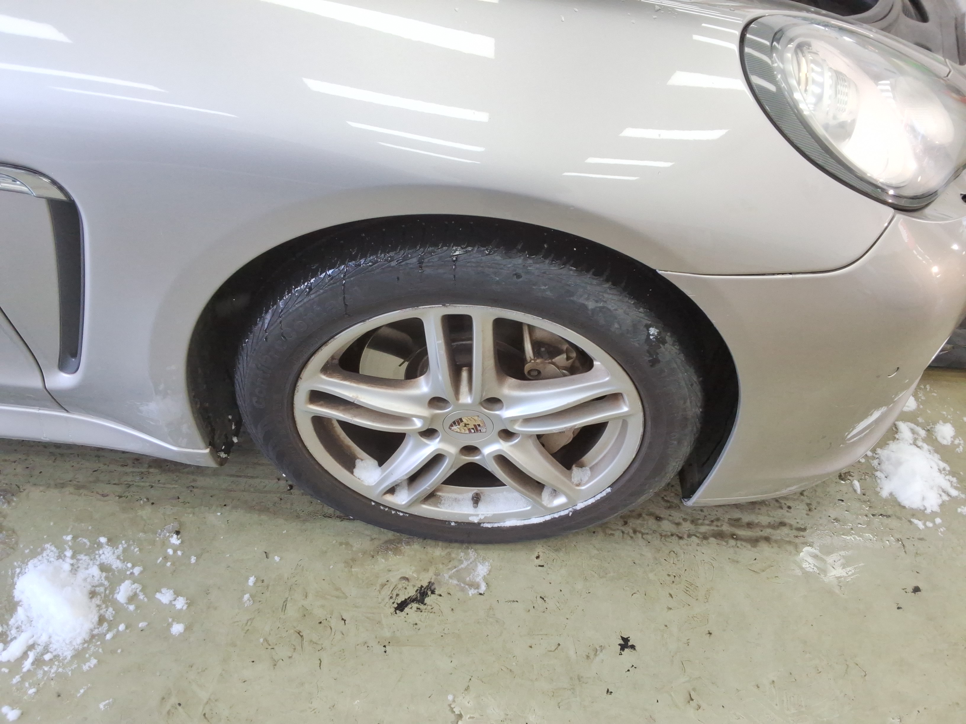 2011 - Porsche Panamera