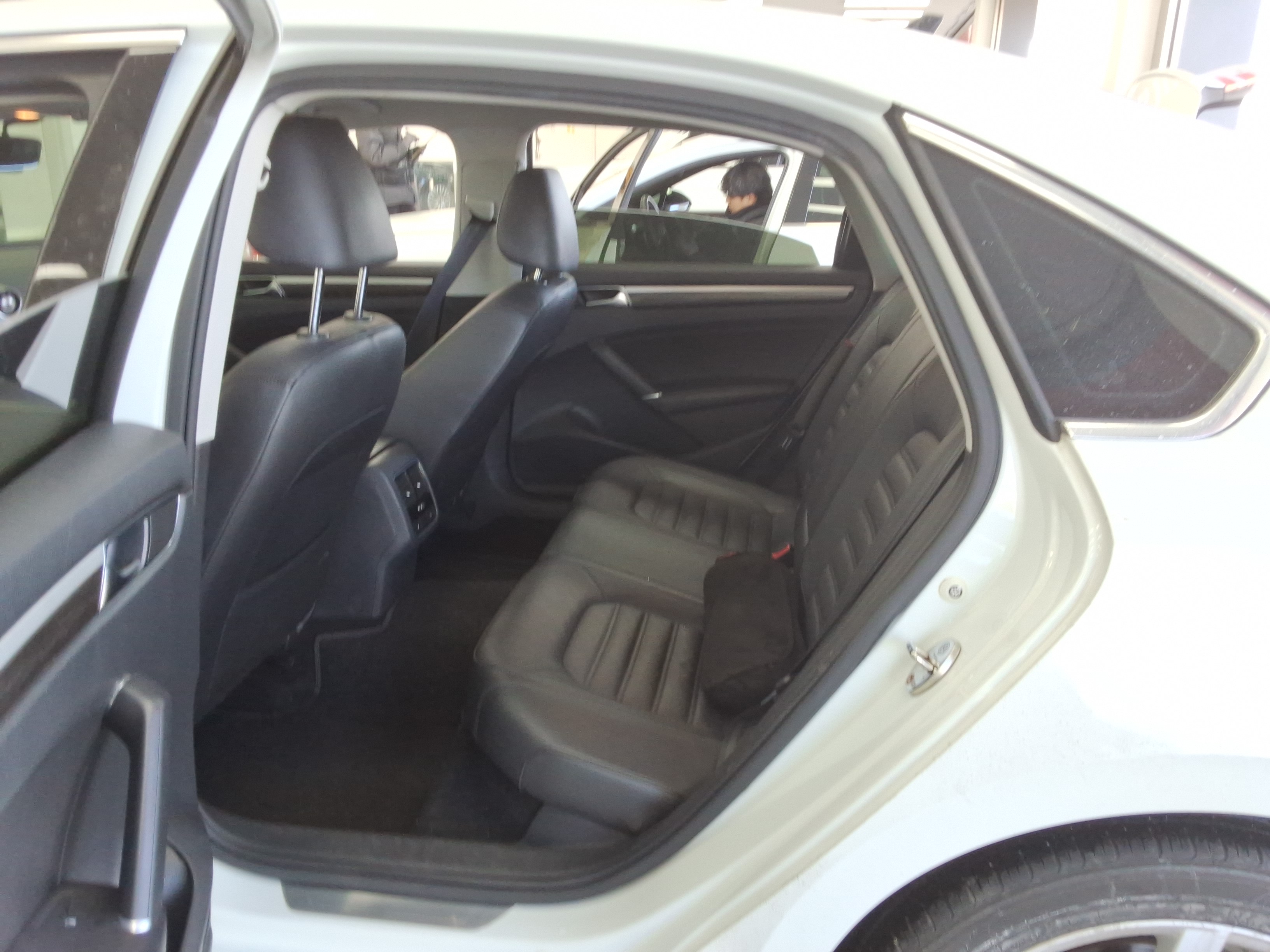 2018 - Volkswagen Passat