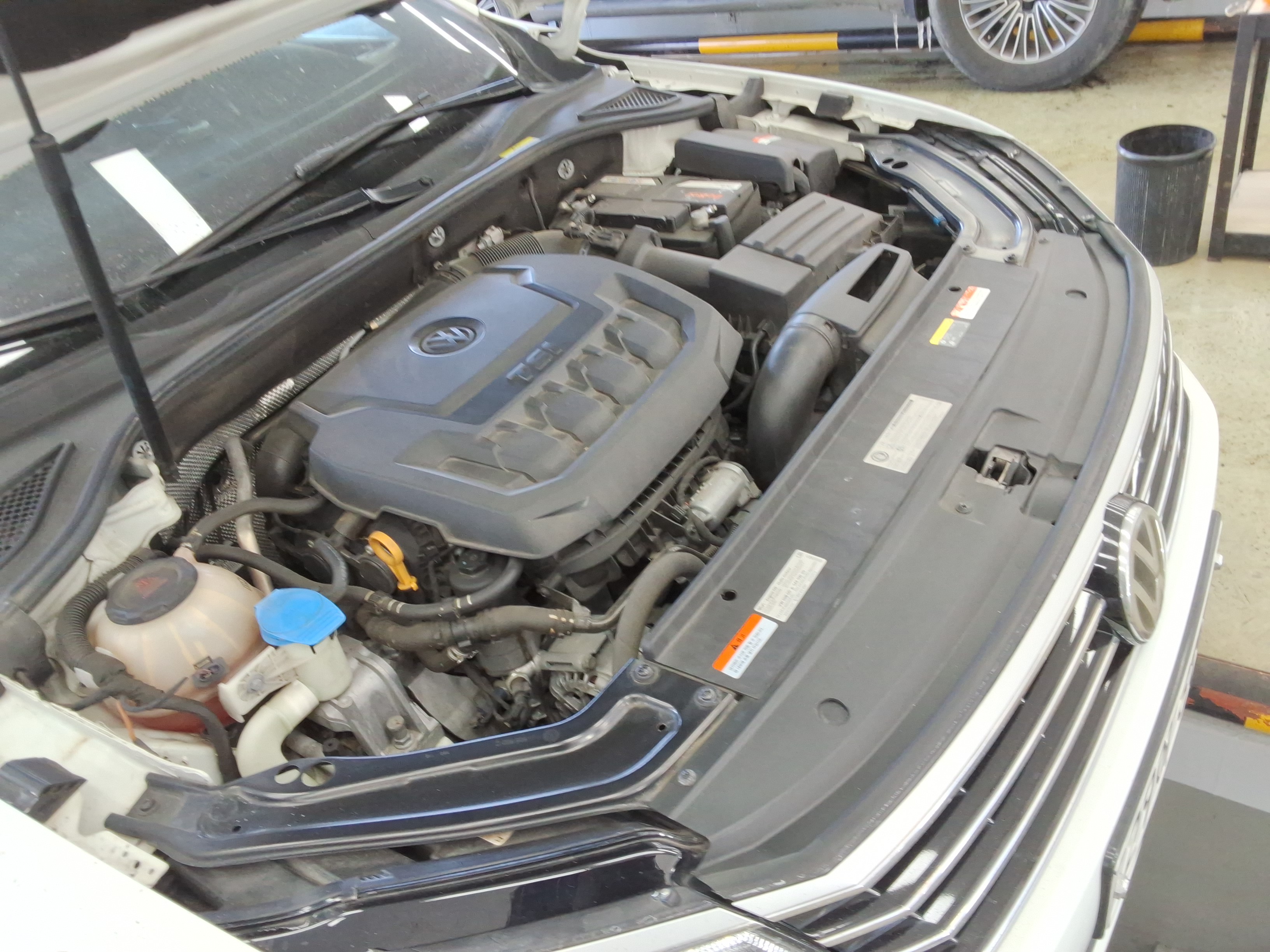 2018 - Volkswagen Passat