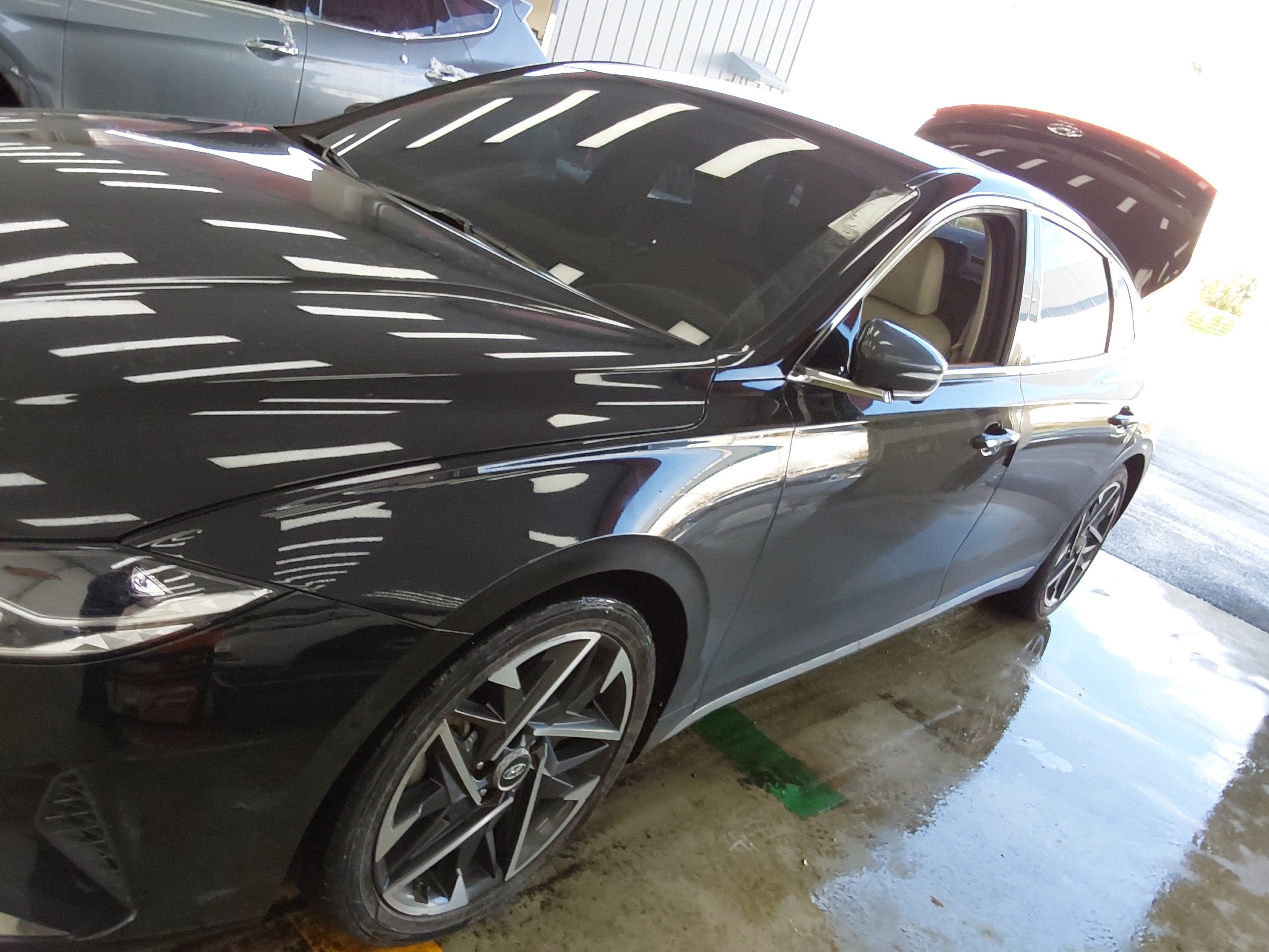 2021 - Hyundai Grandeur