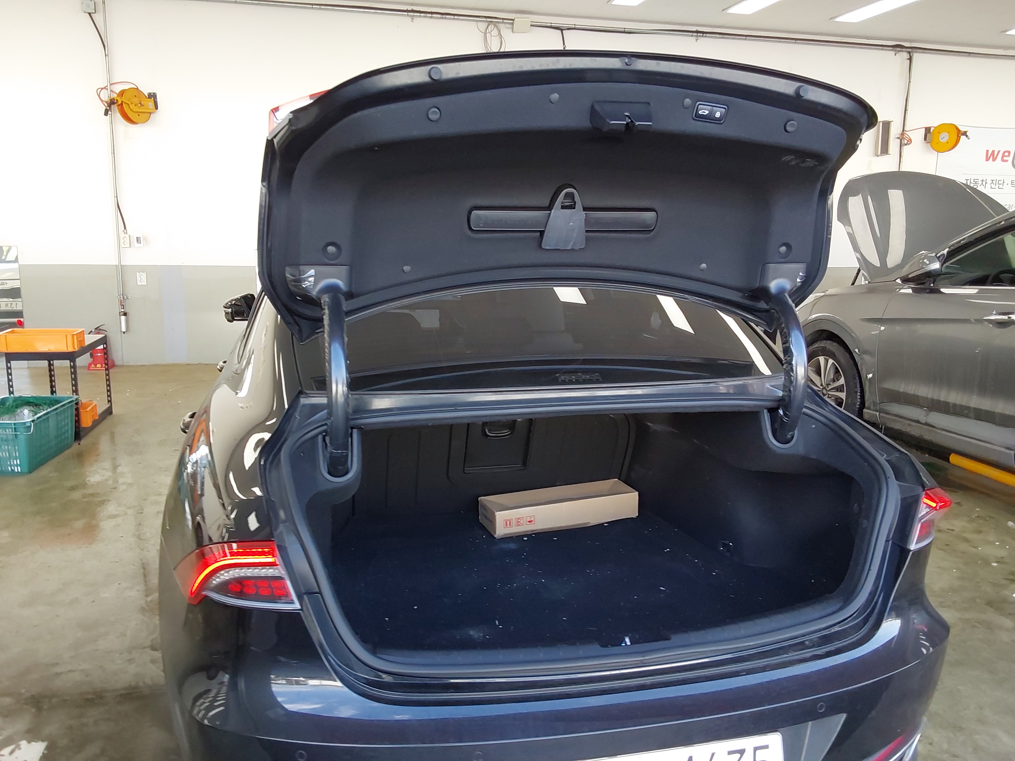 2021 - Hyundai Grandeur