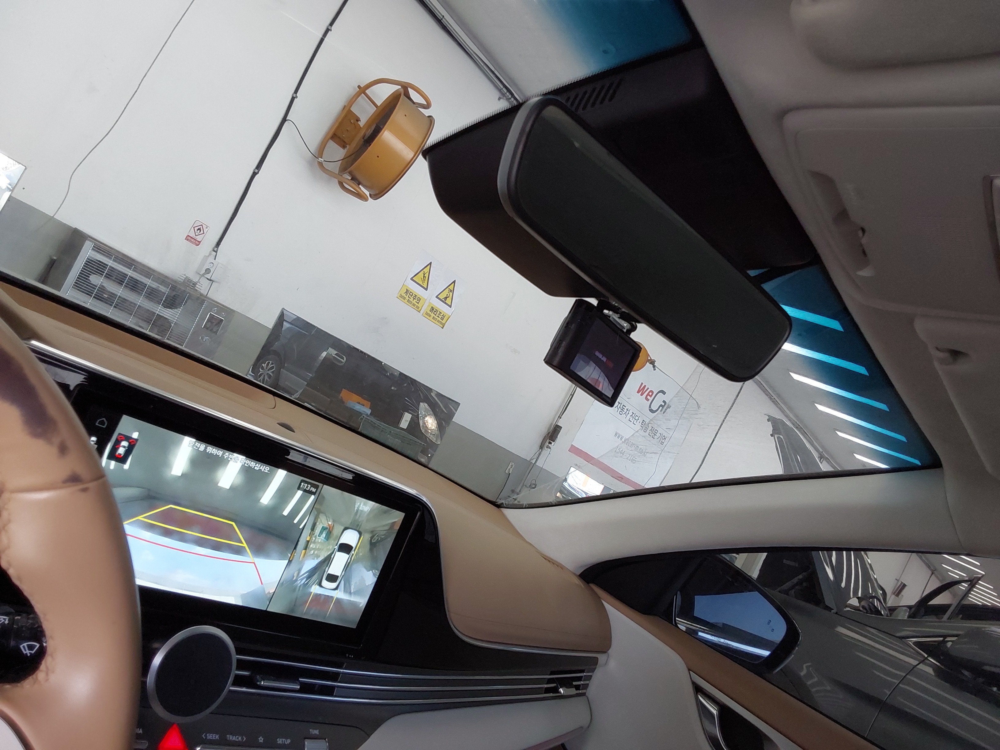 2021 - Hyundai Grandeur