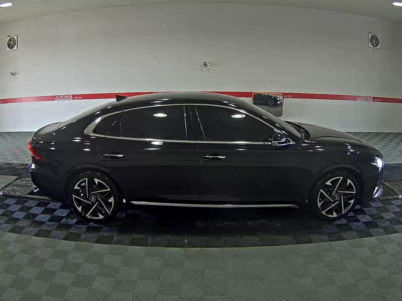 2021 - Hyundai Grandeur