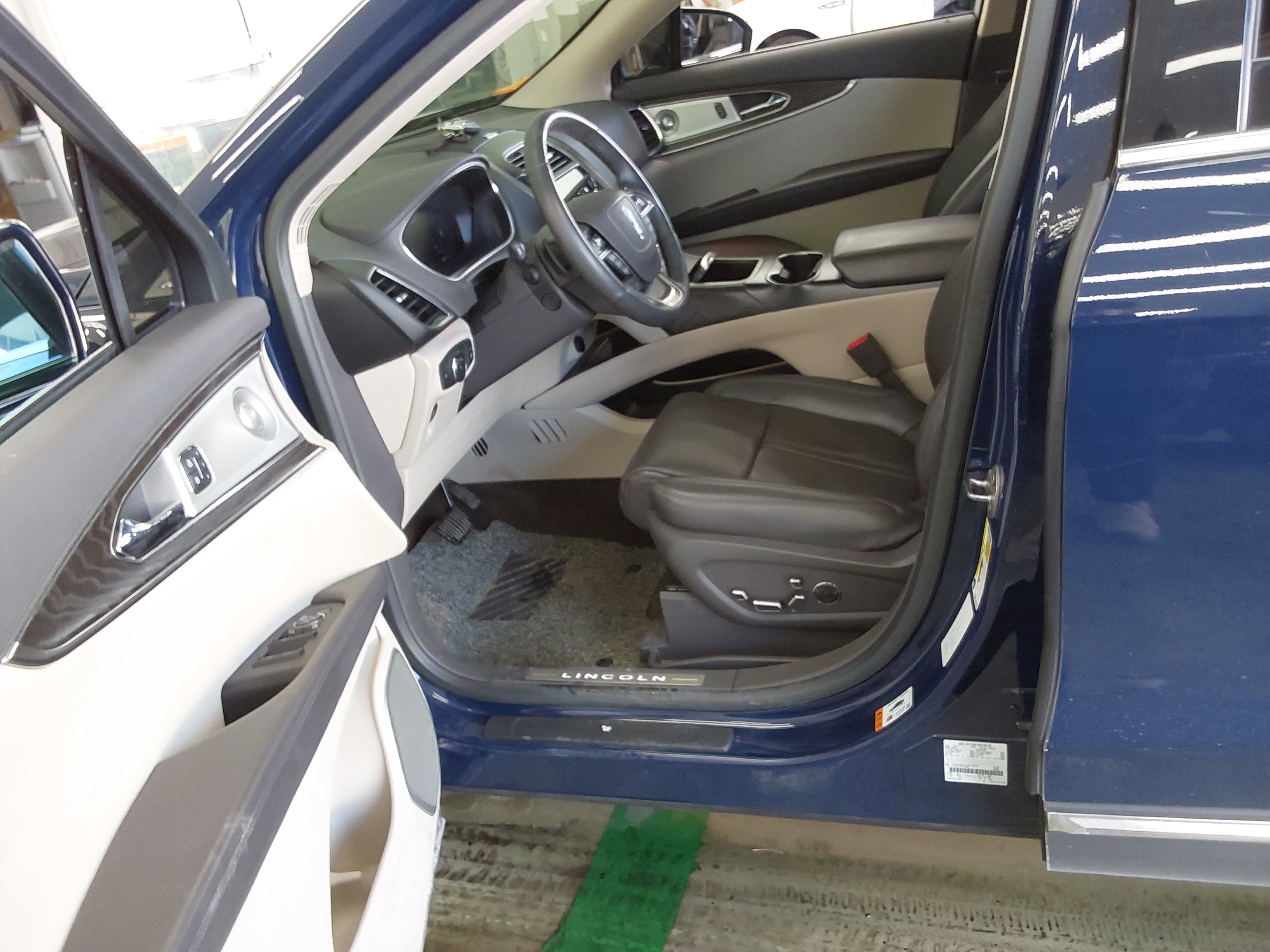 2020 - Lincoln Nautilus