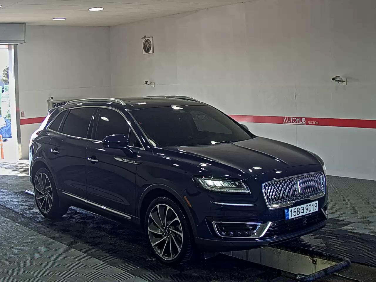 2020 - Lincoln Nautilus