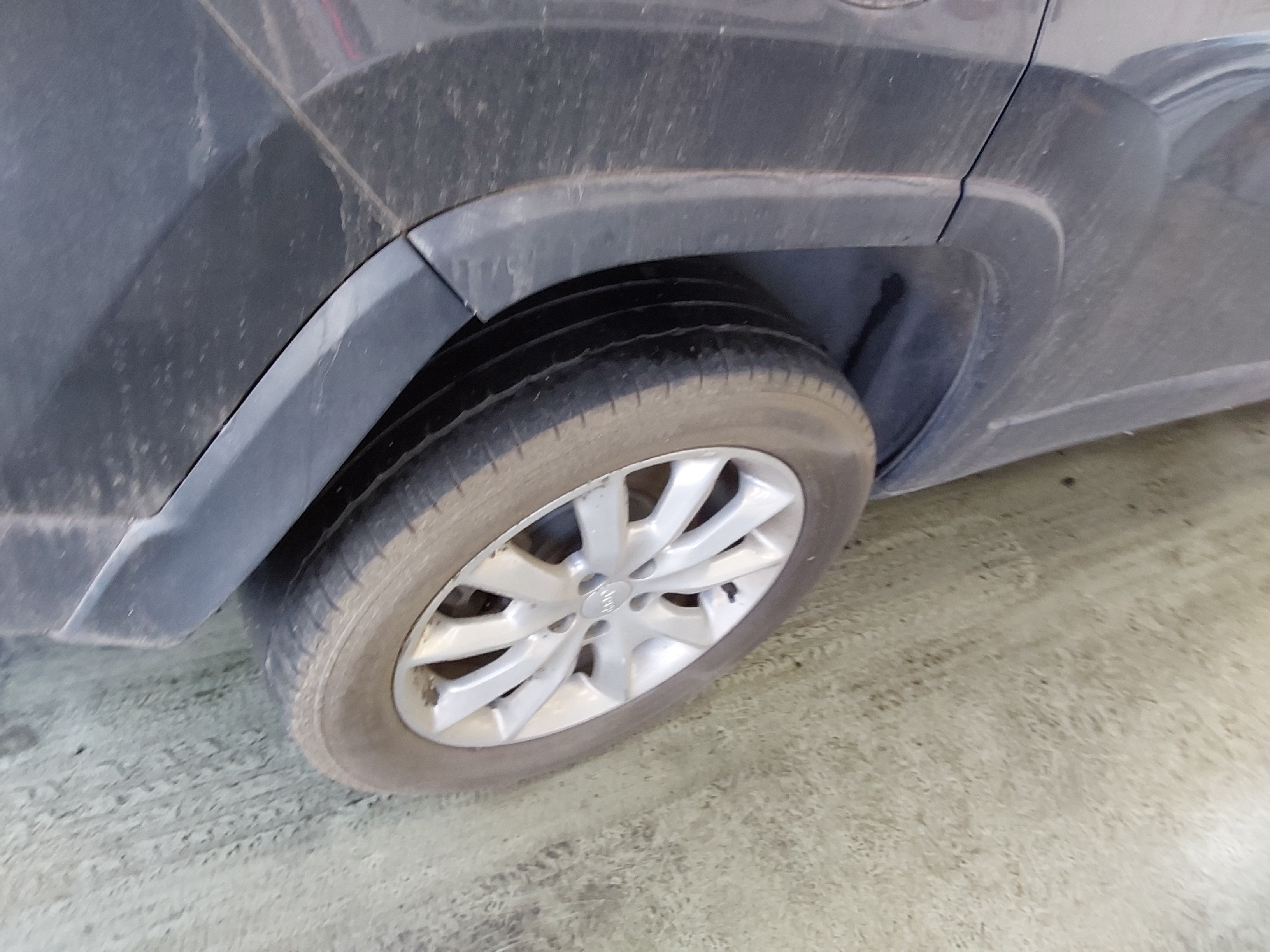 2017 - Jeep Cherokee