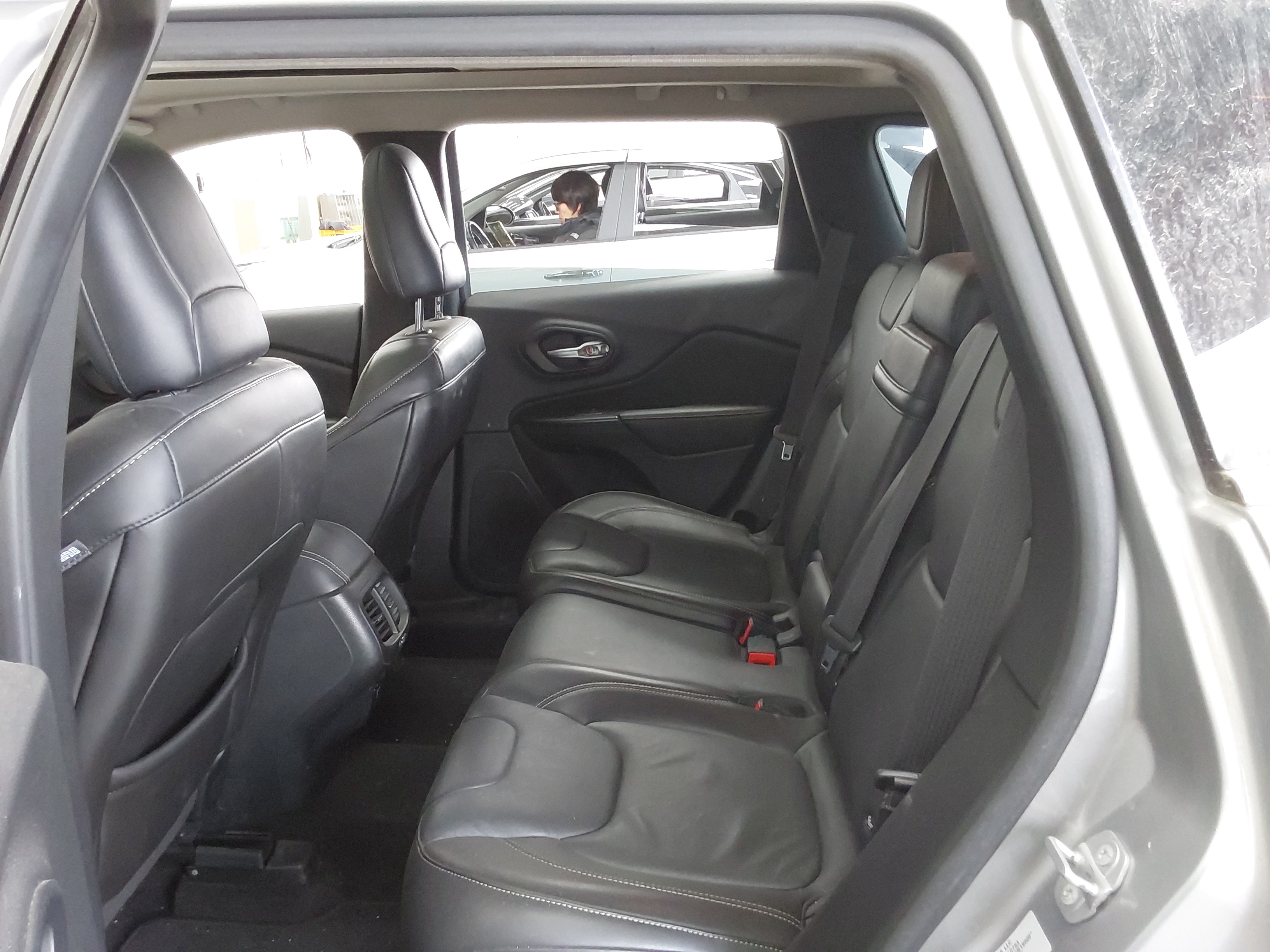 2015 - Jeep Cherokee