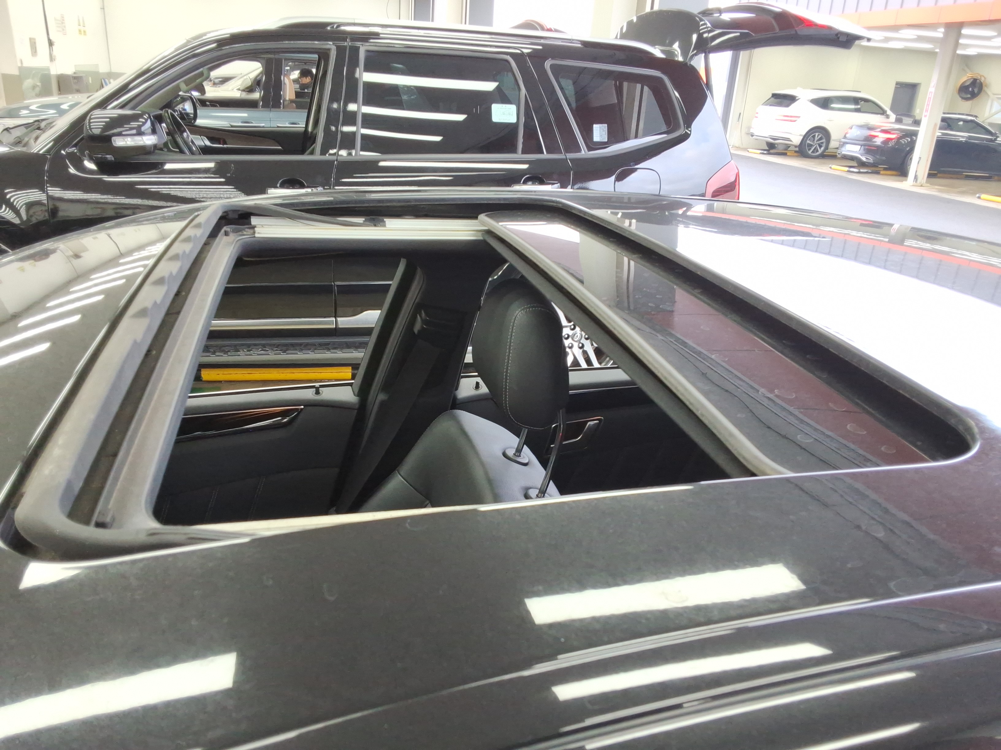 2016 - Mercedes-Benz E220