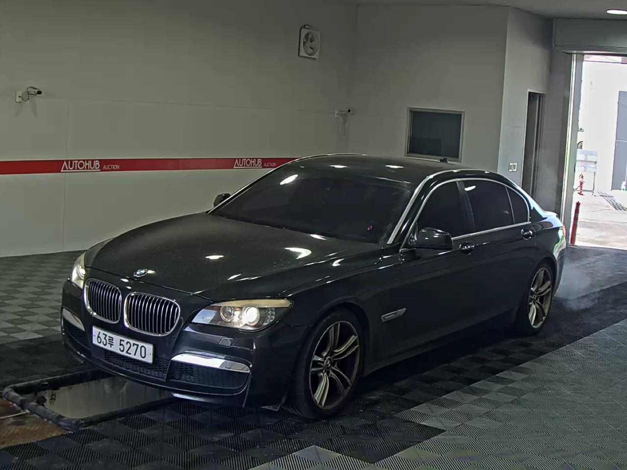 BMW 7시리즈 750Li F01 ()