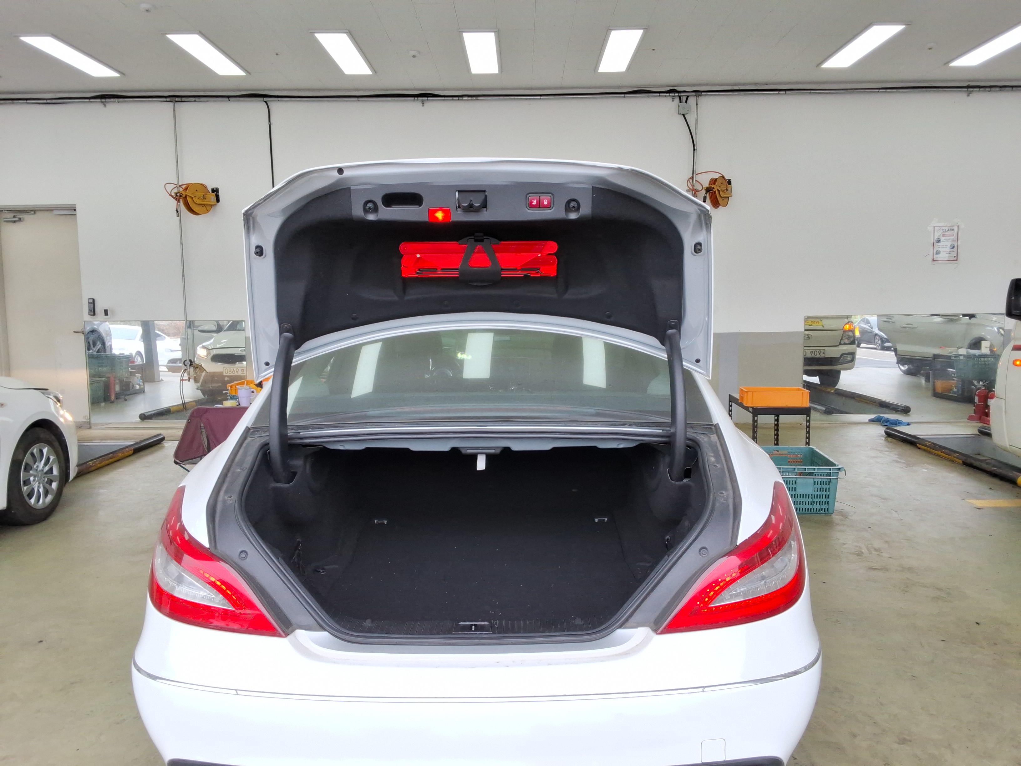 2012 - Mercedes-Benz CLS350