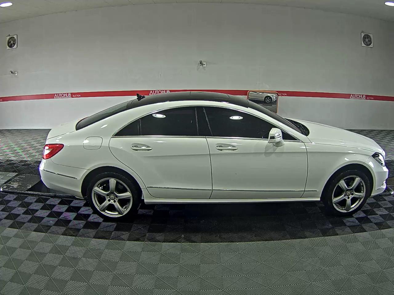 2012 - Mercedes-Benz CLS350