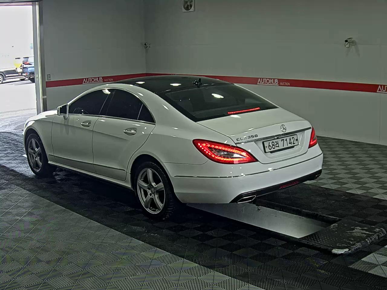2012 - Mercedes-Benz CLS350