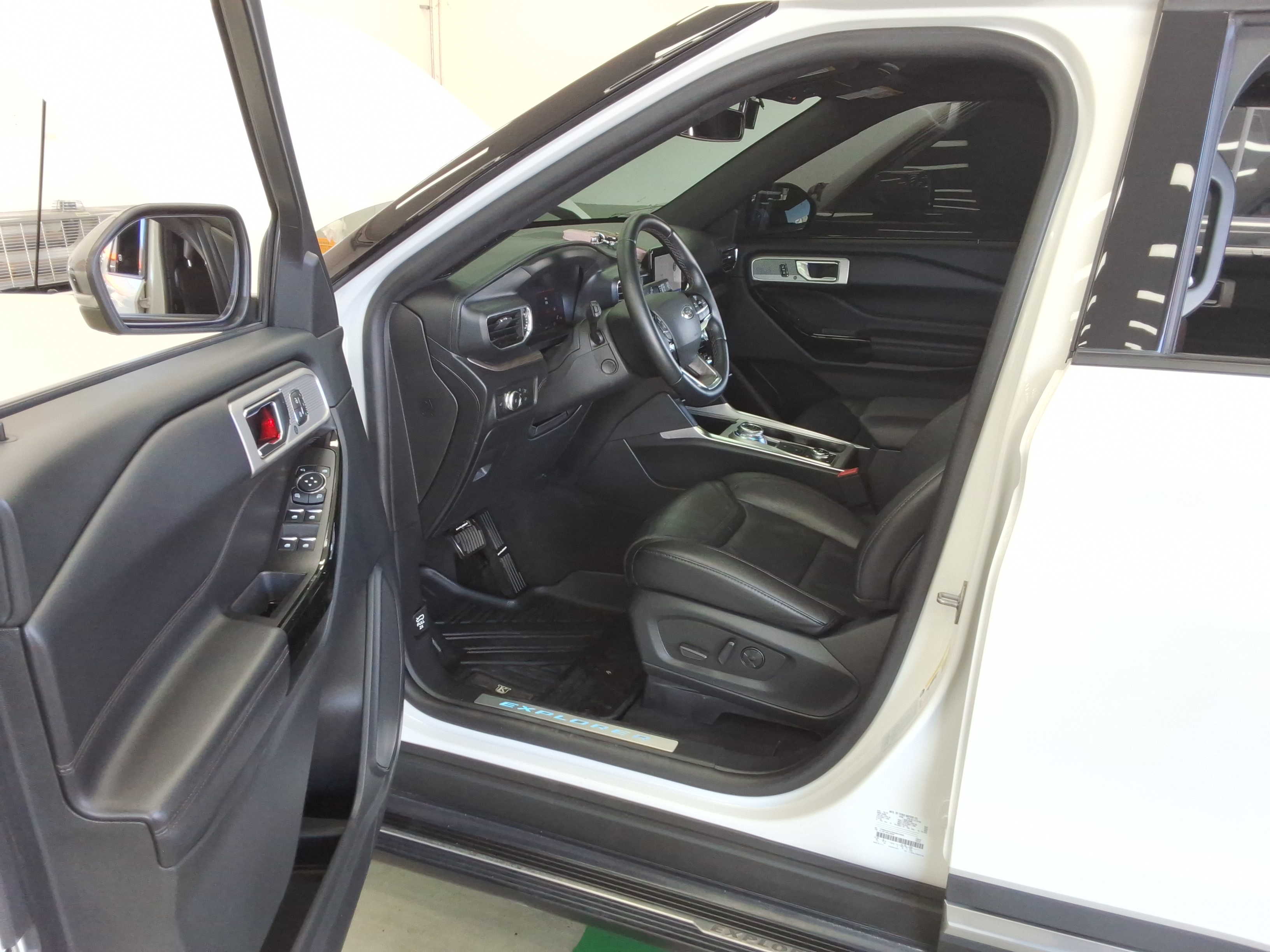 2022 - Ford Explorer