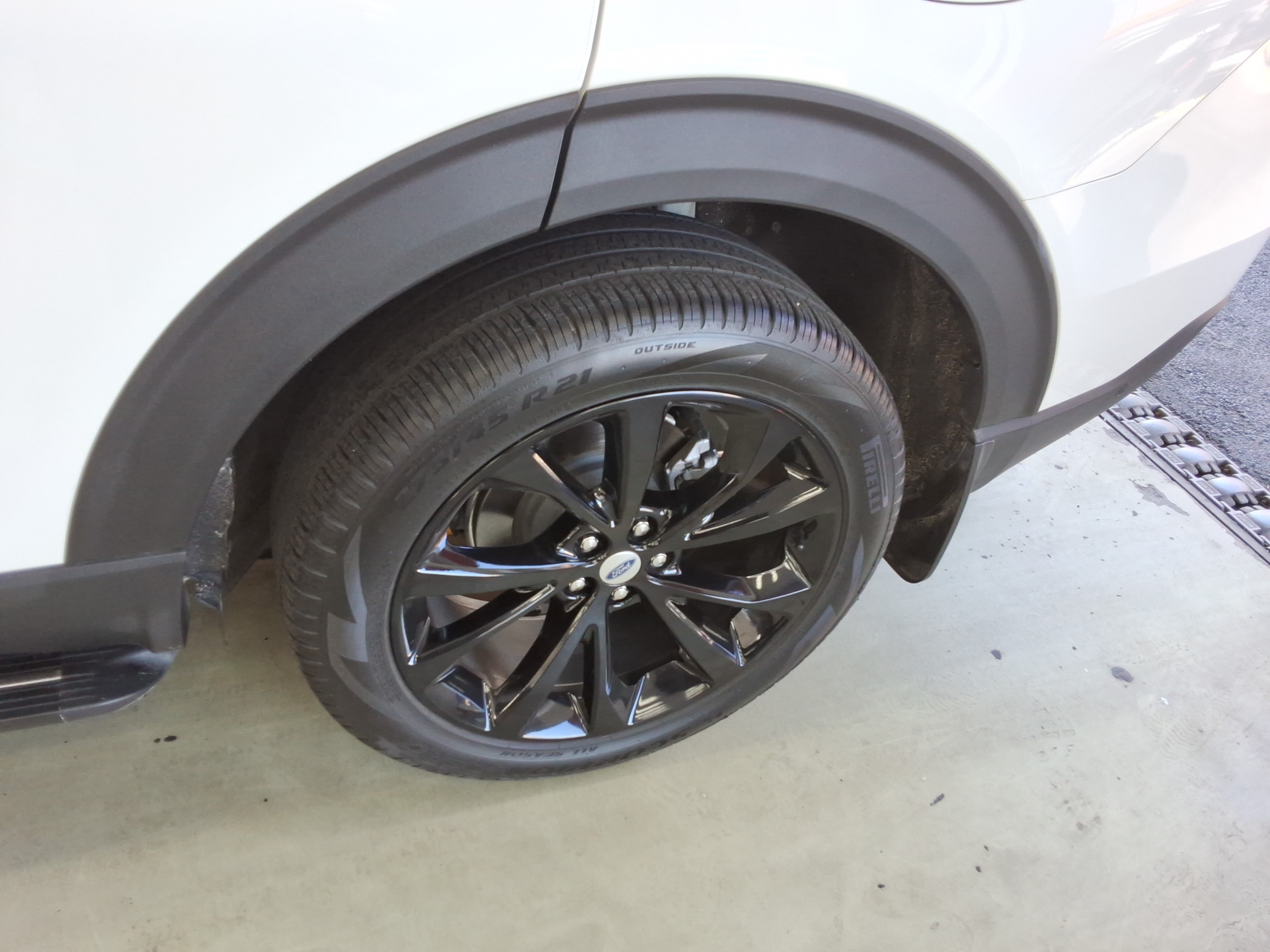 2022 - Ford Explorer