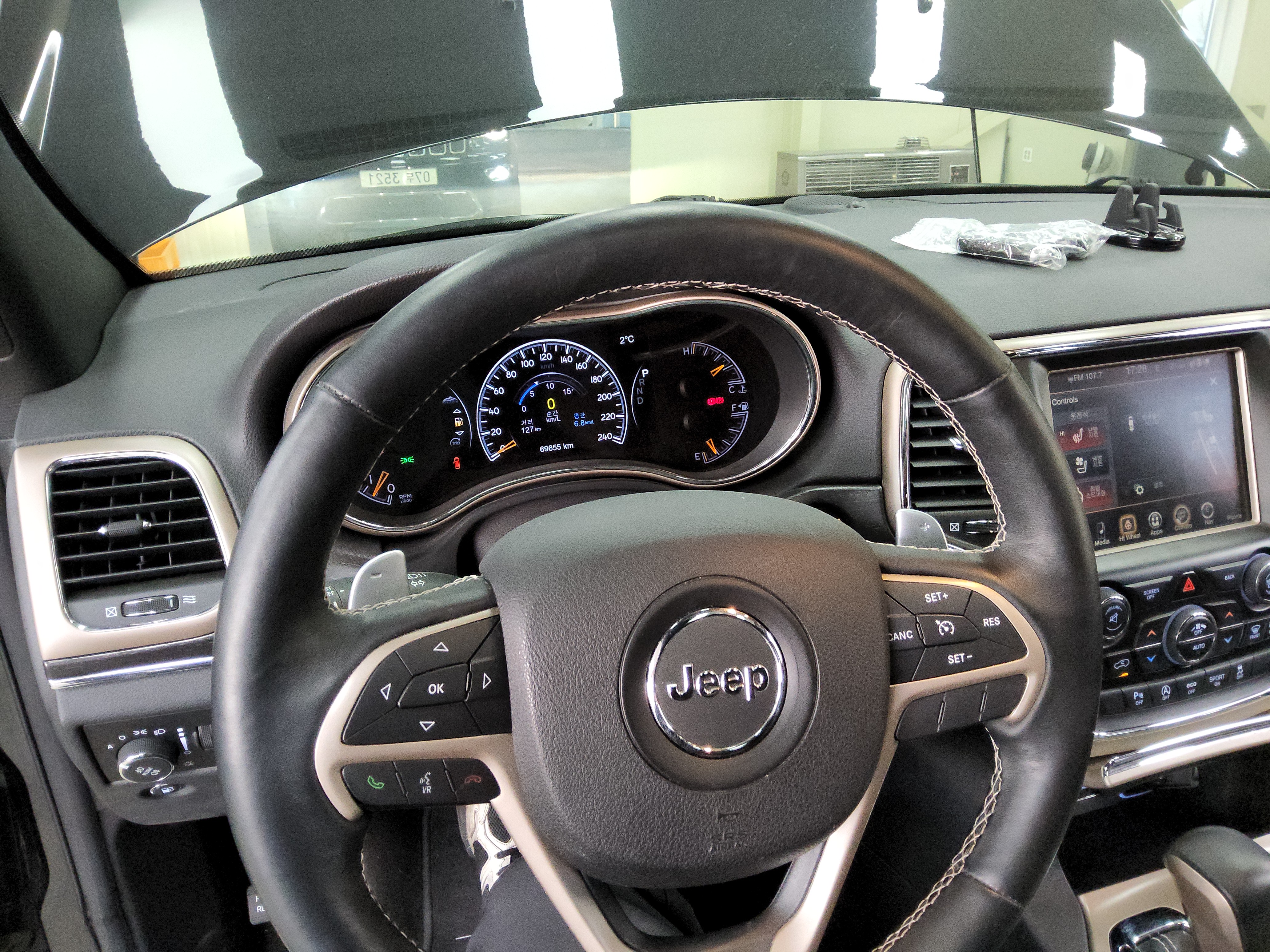 2017 - Jeep Grand Cherokee