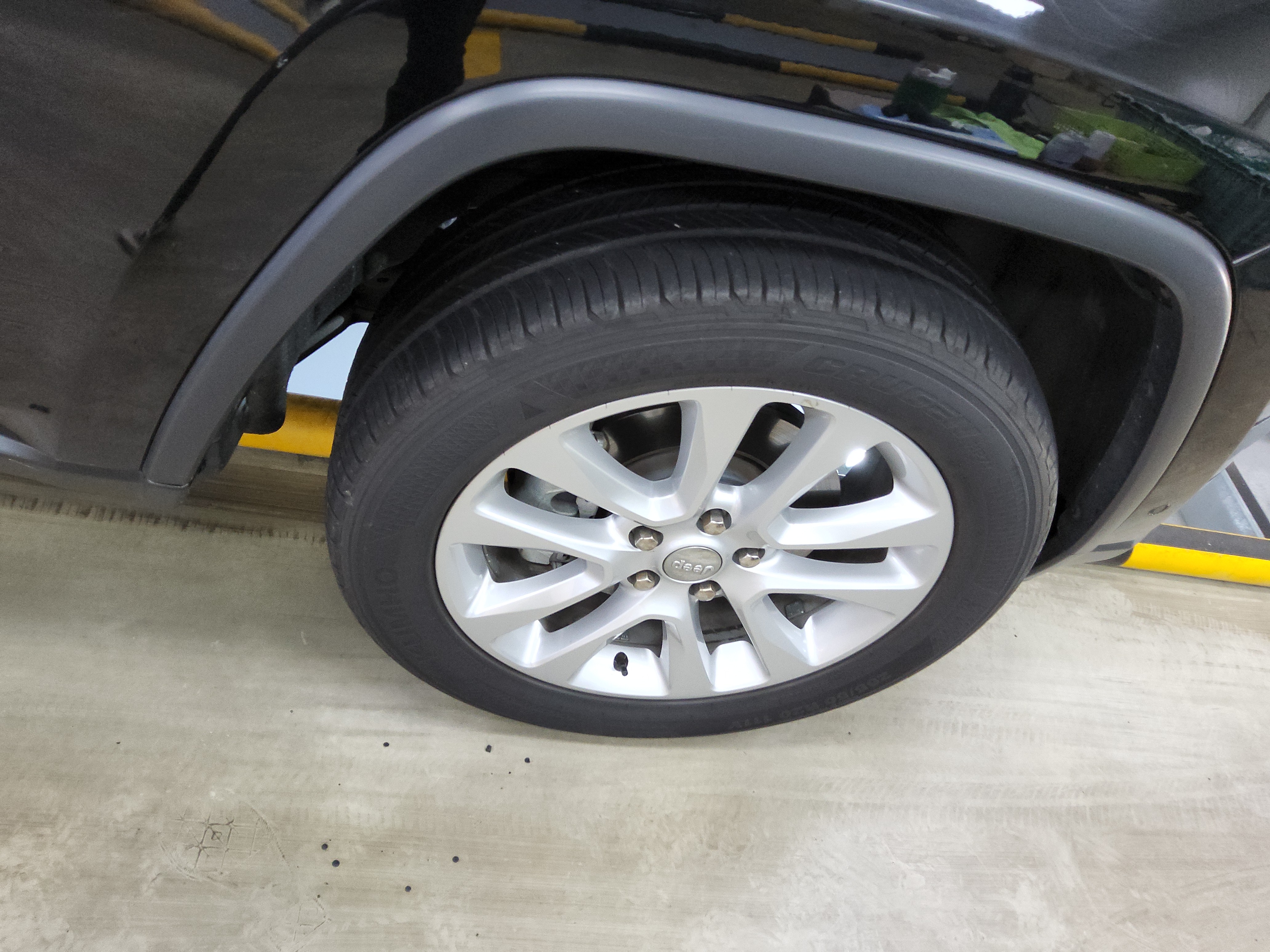 2017 - Jeep Grand Cherokee