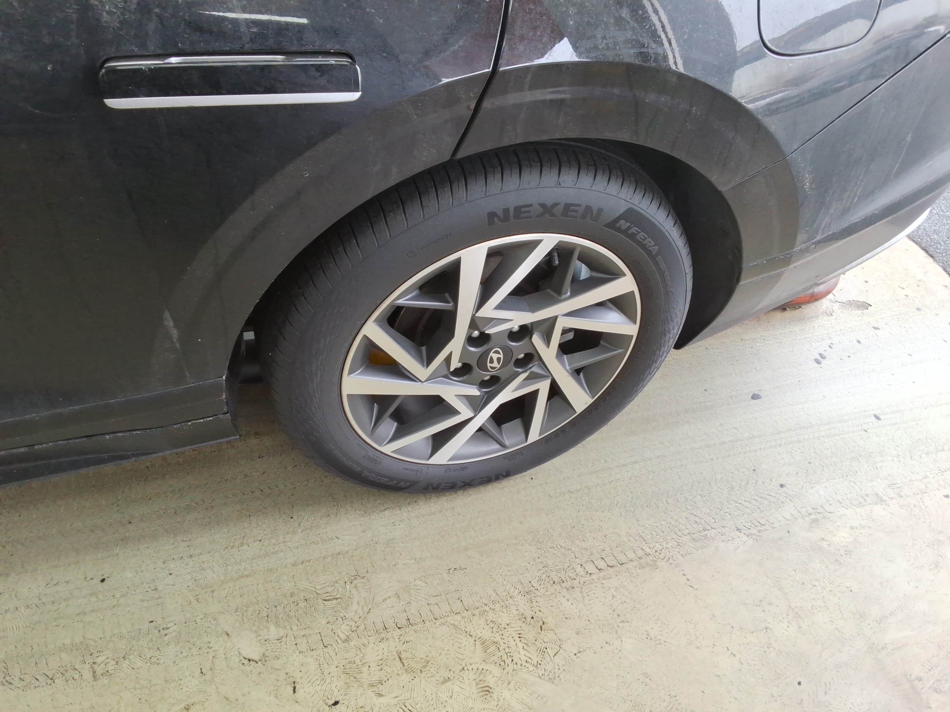 2025 - Hyundai Grandeur