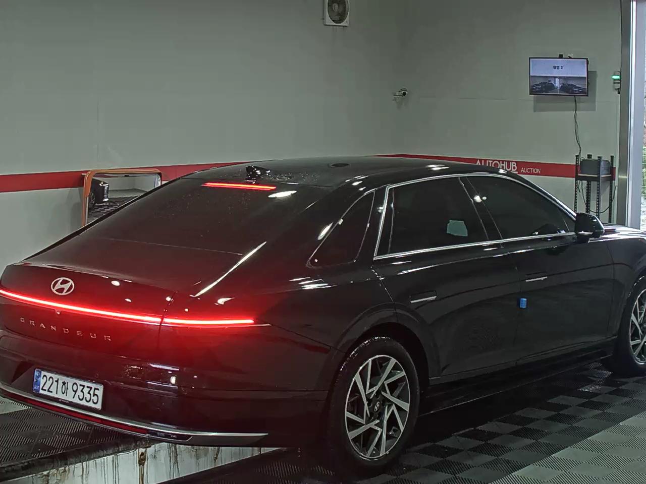 2025 - Hyundai Grandeur