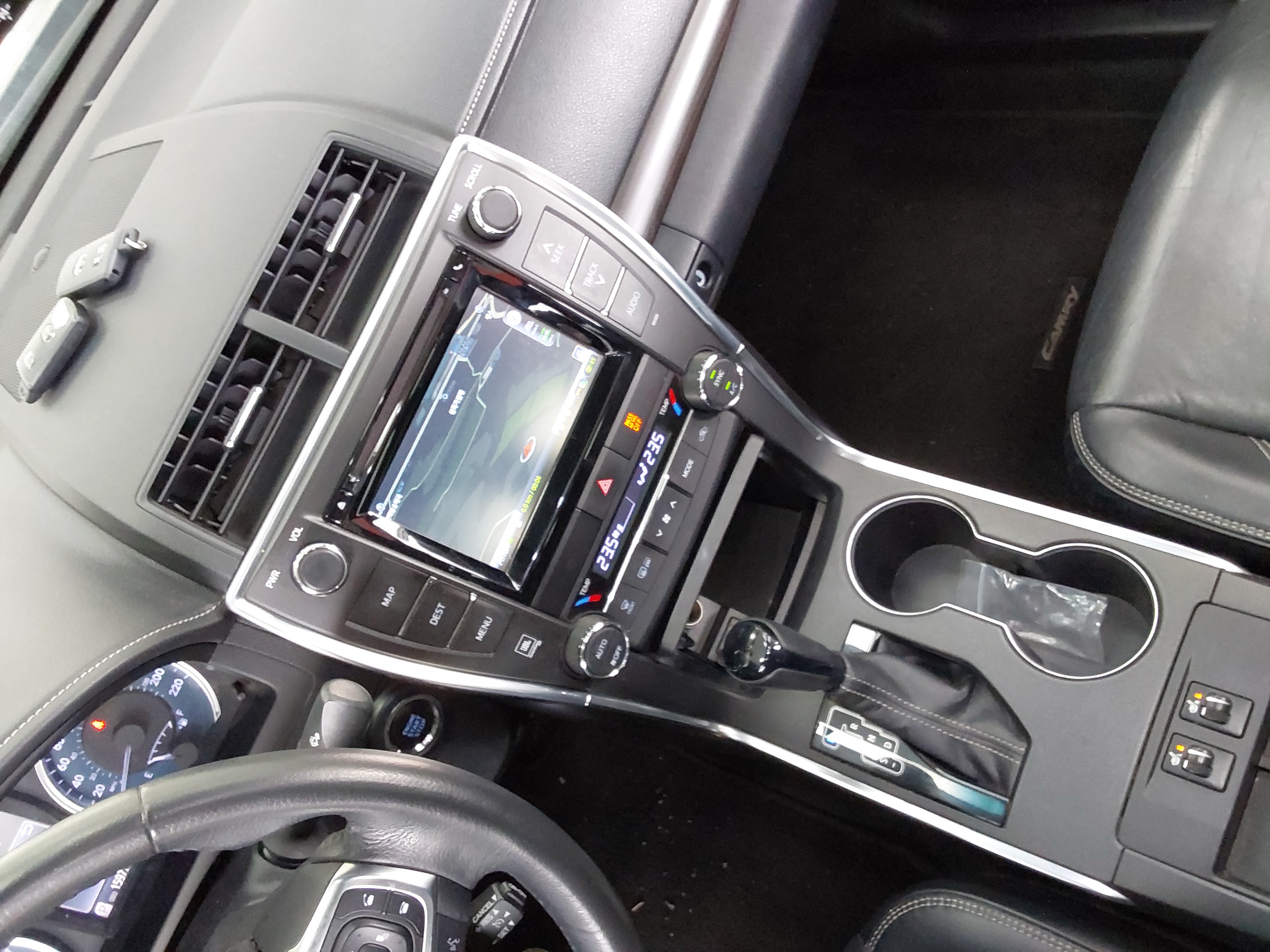 2015 - Toyota New Camry