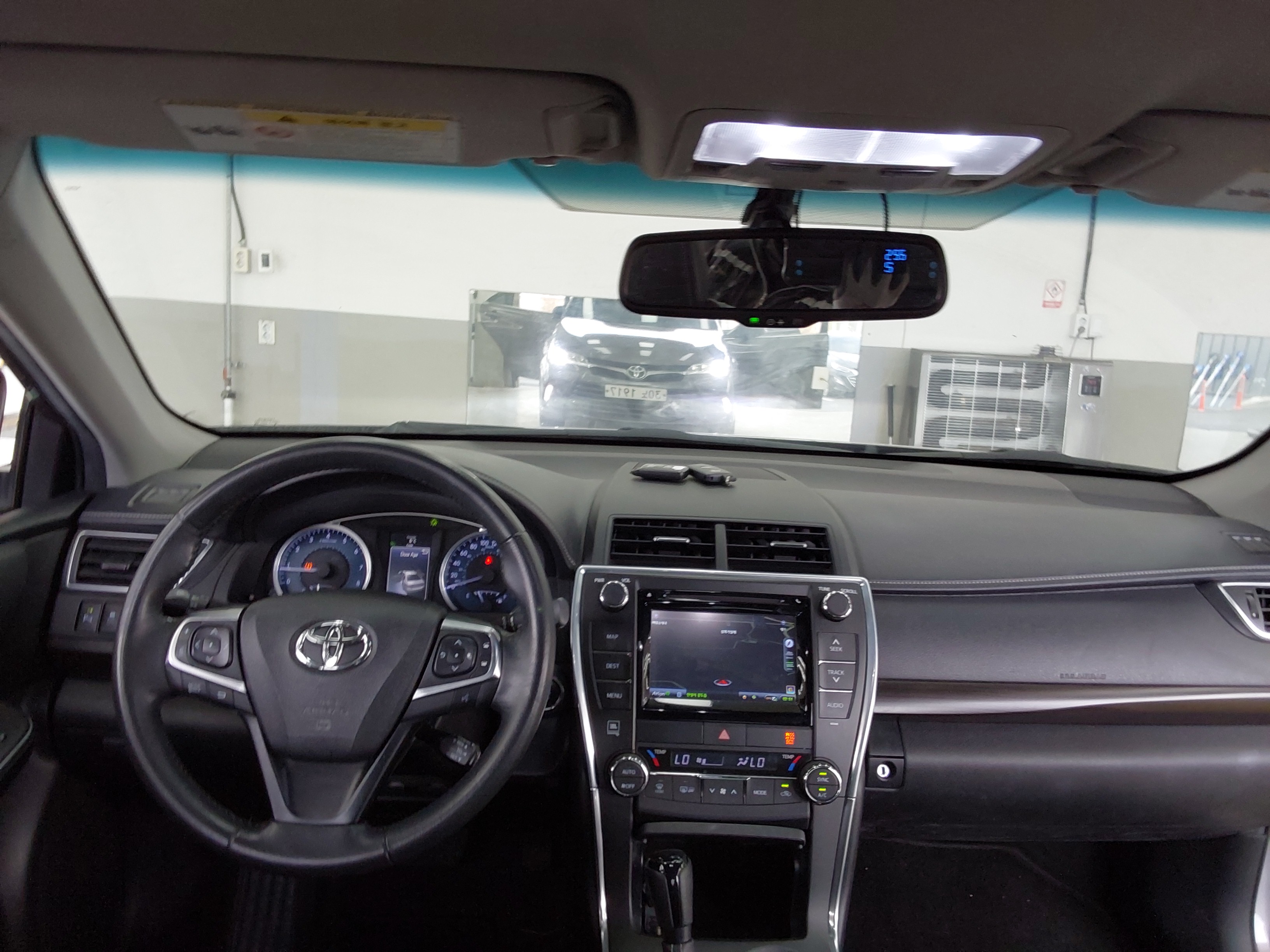 2015 - Toyota New Camry