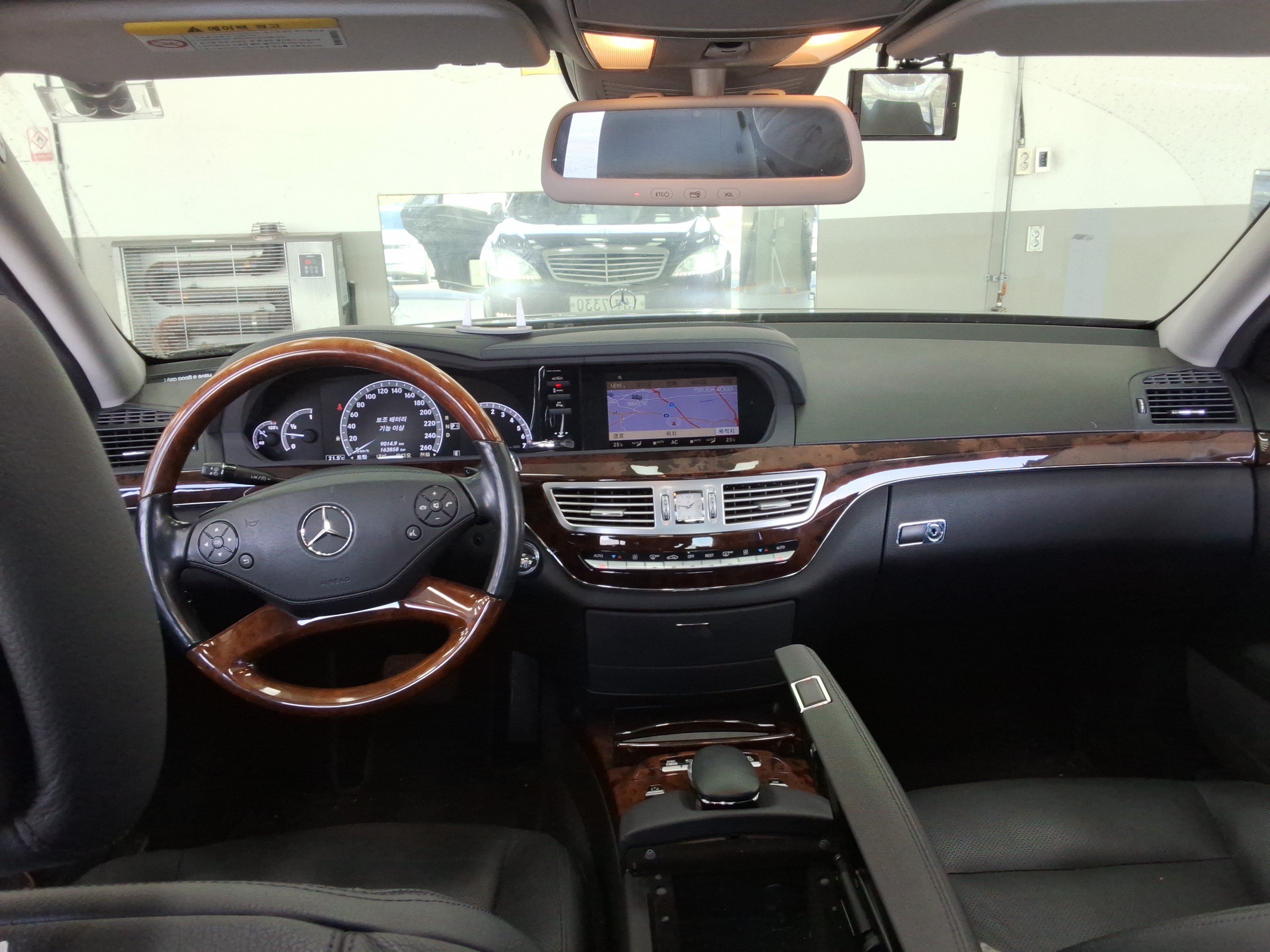 2011 - Mercedes-Benz S350L