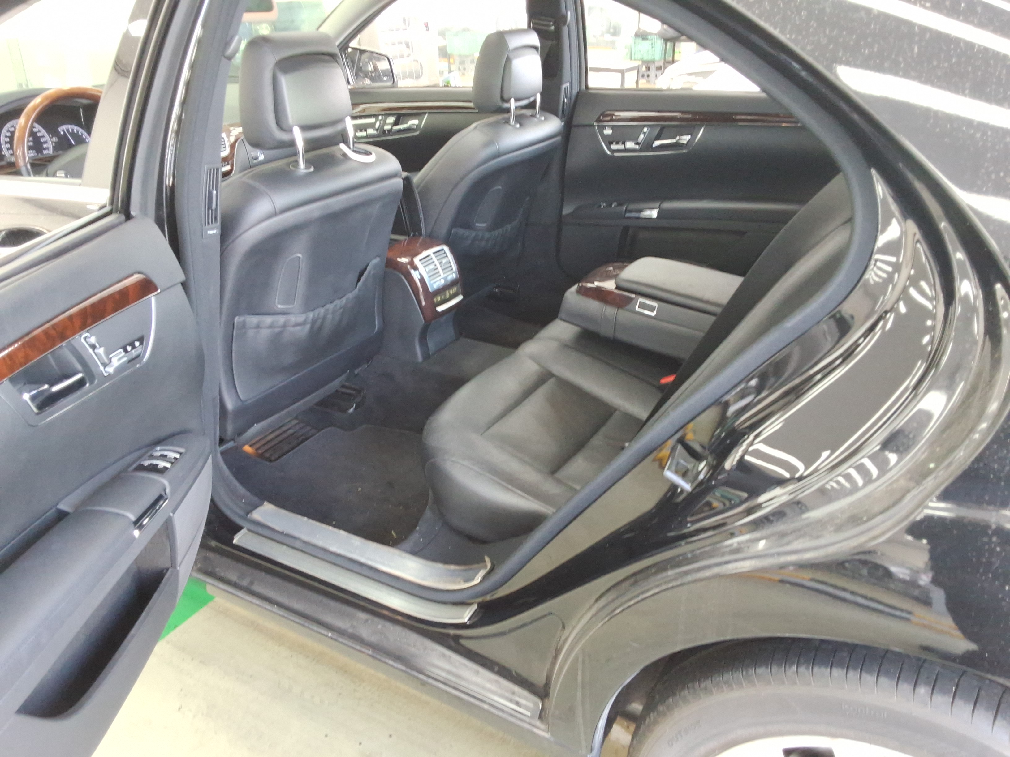 2011 - Mercedes-Benz S350L