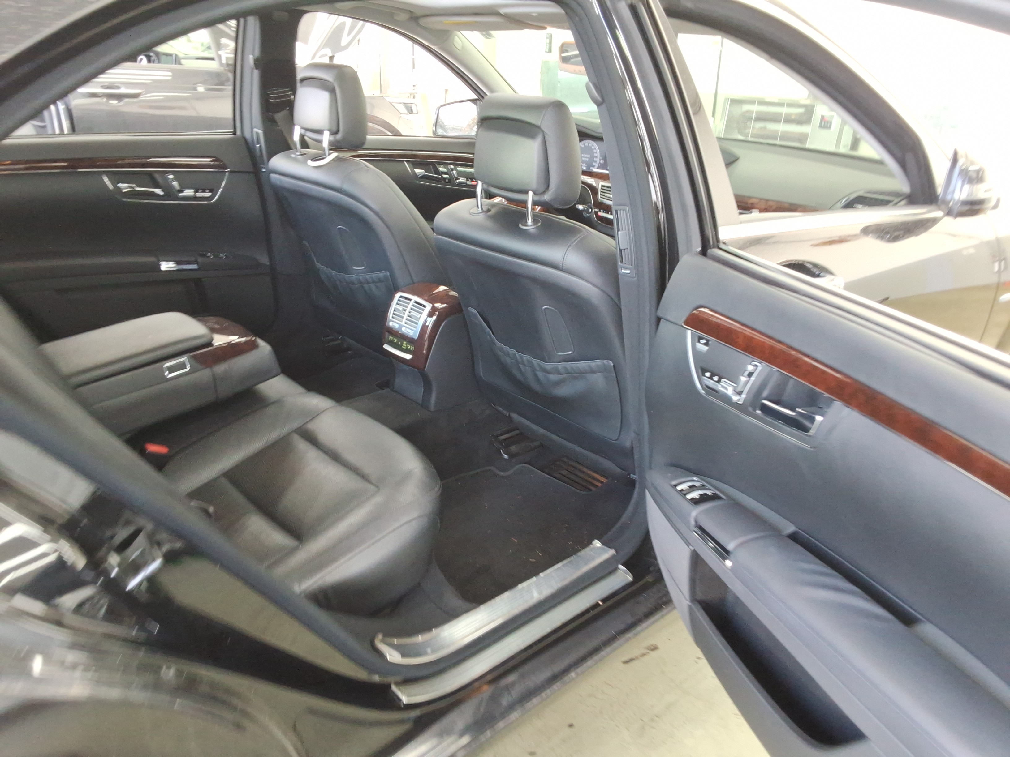 2011 - Mercedes-Benz S350L