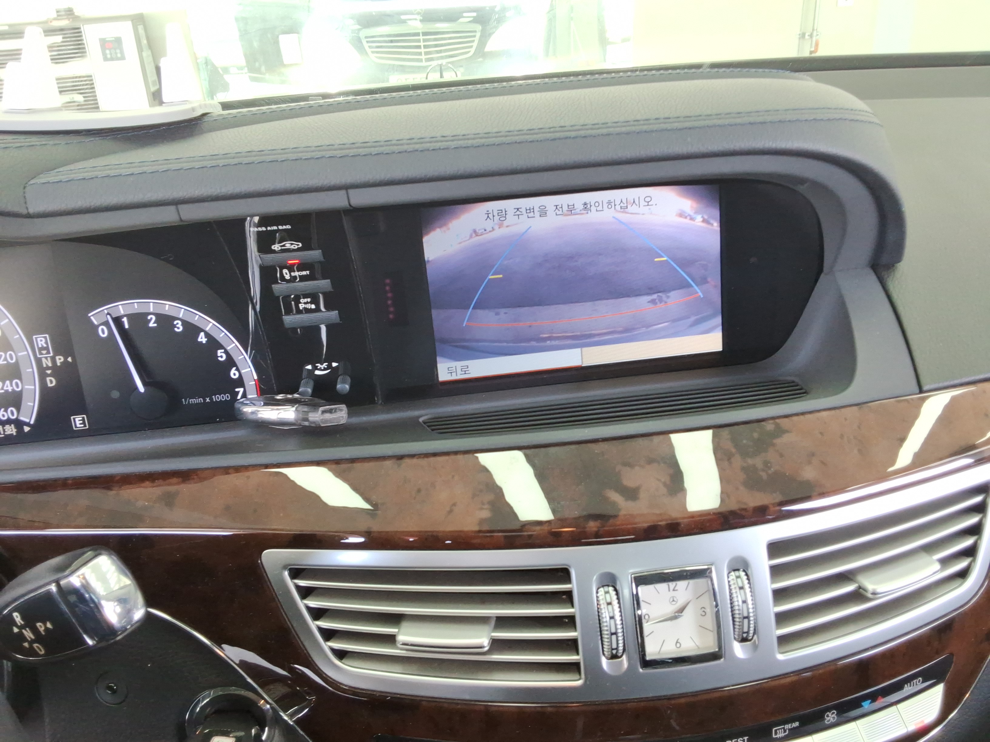 2011 - Mercedes-Benz S350L