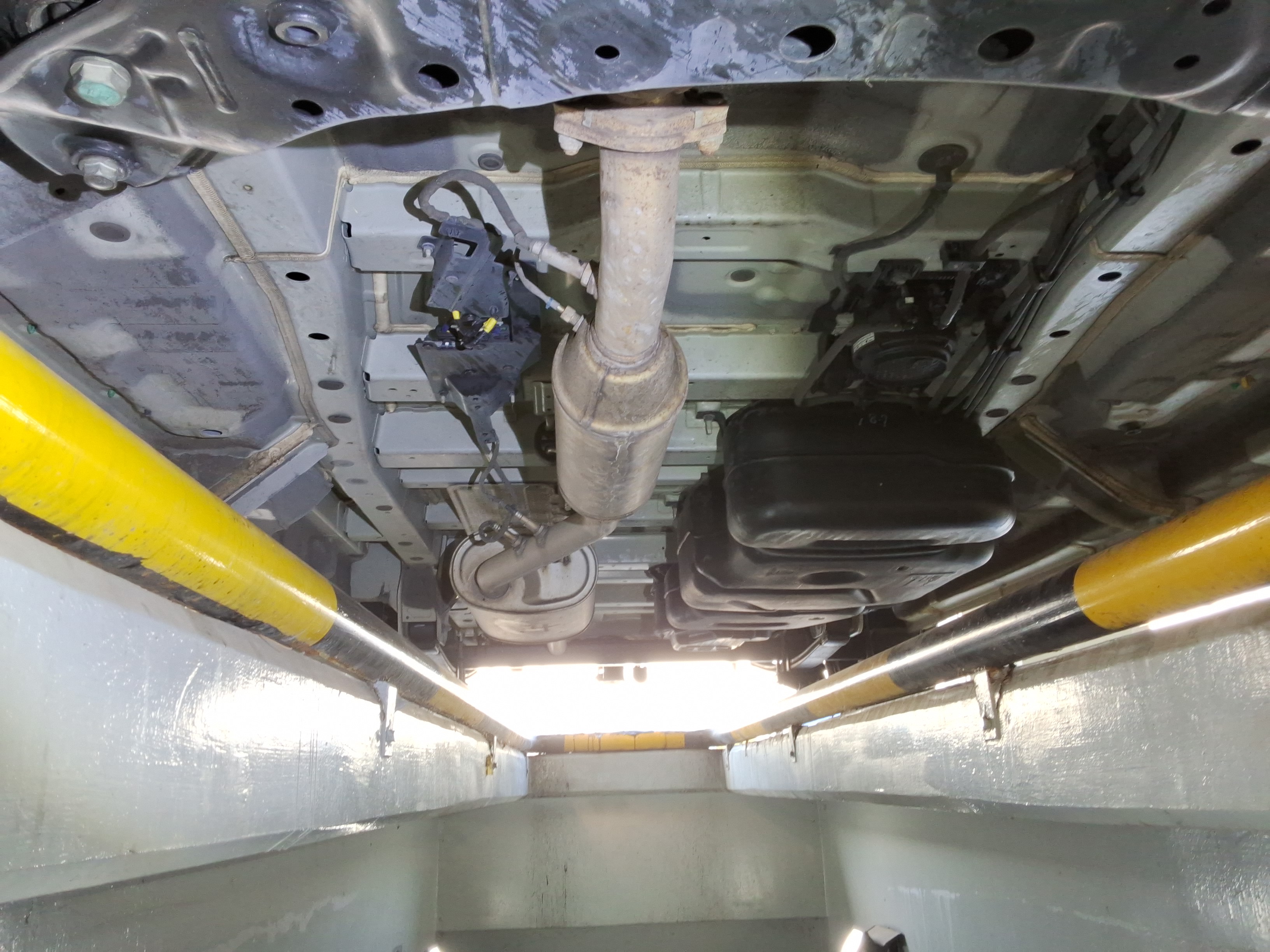 2023 - Hyundai Staria