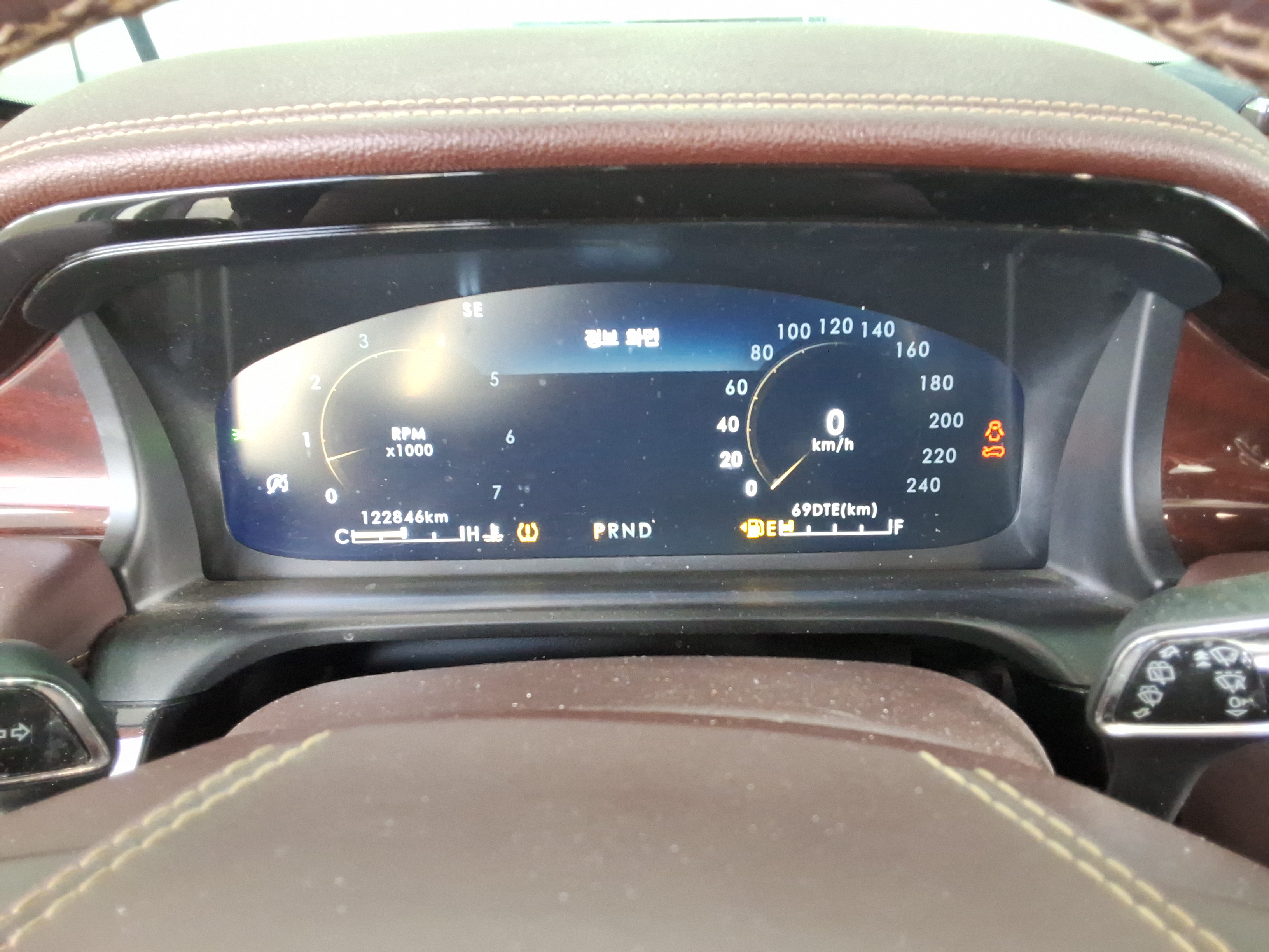 2021 - Lincoln Aviator