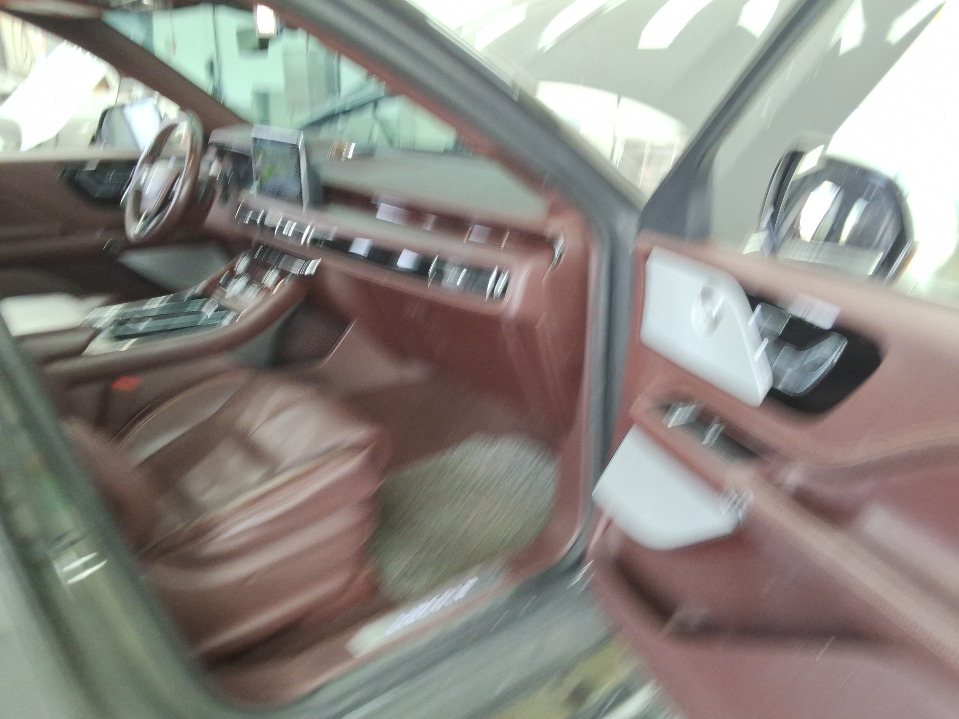 2021 - Lincoln Aviator