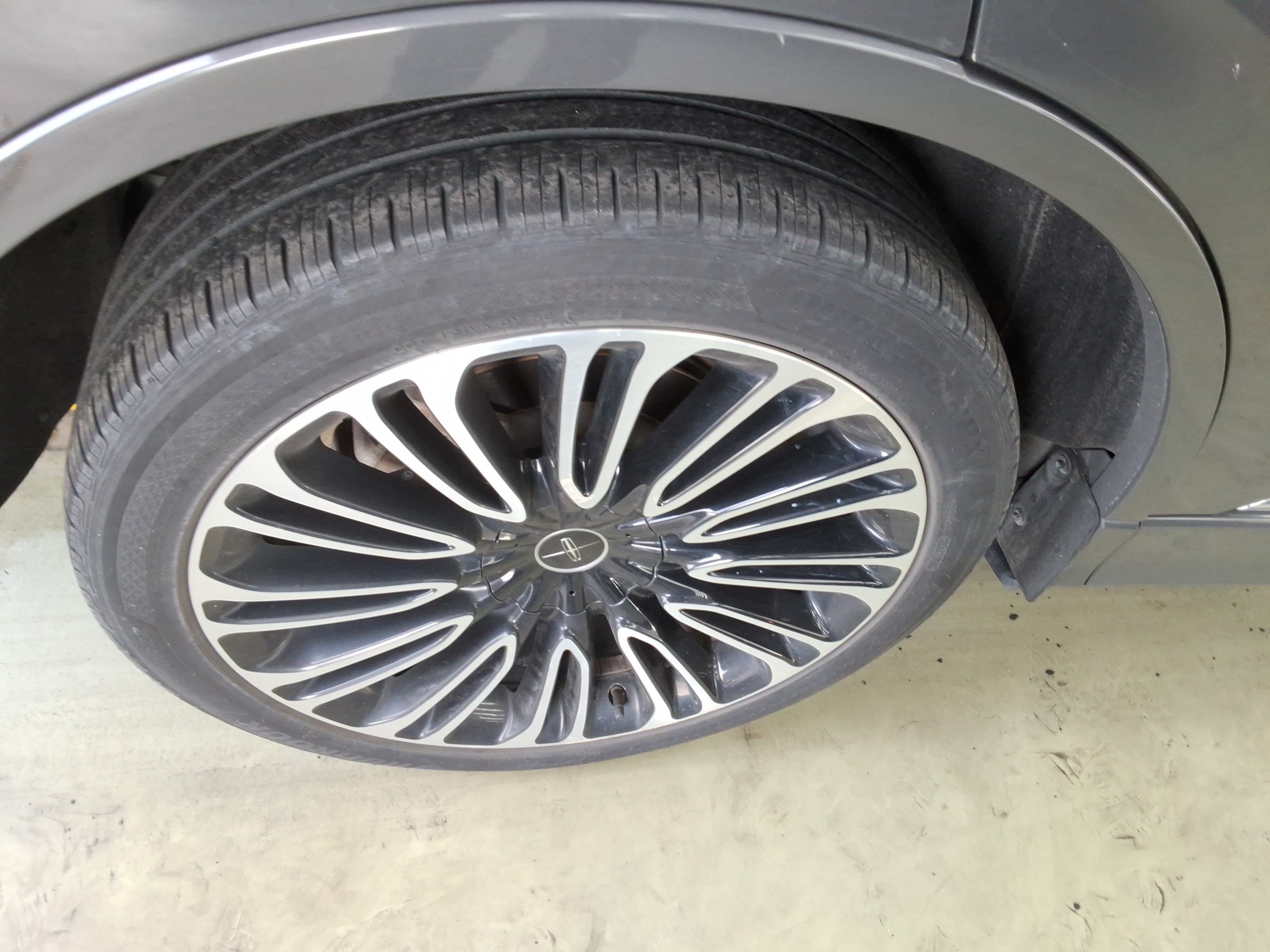 2021 - Lincoln Aviator