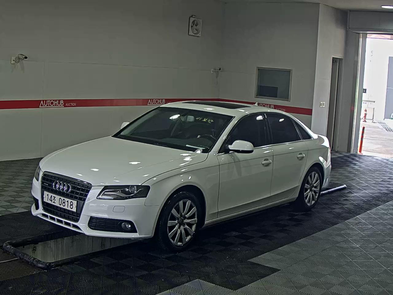 아우디 A4(05~) TFSI B8 ()