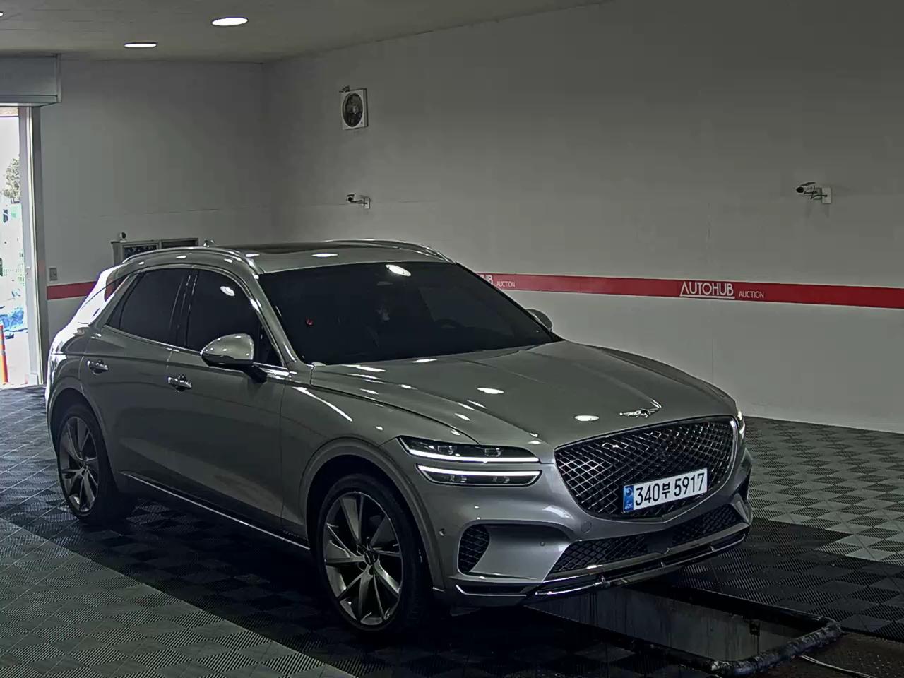 2021 - Genesis GV70