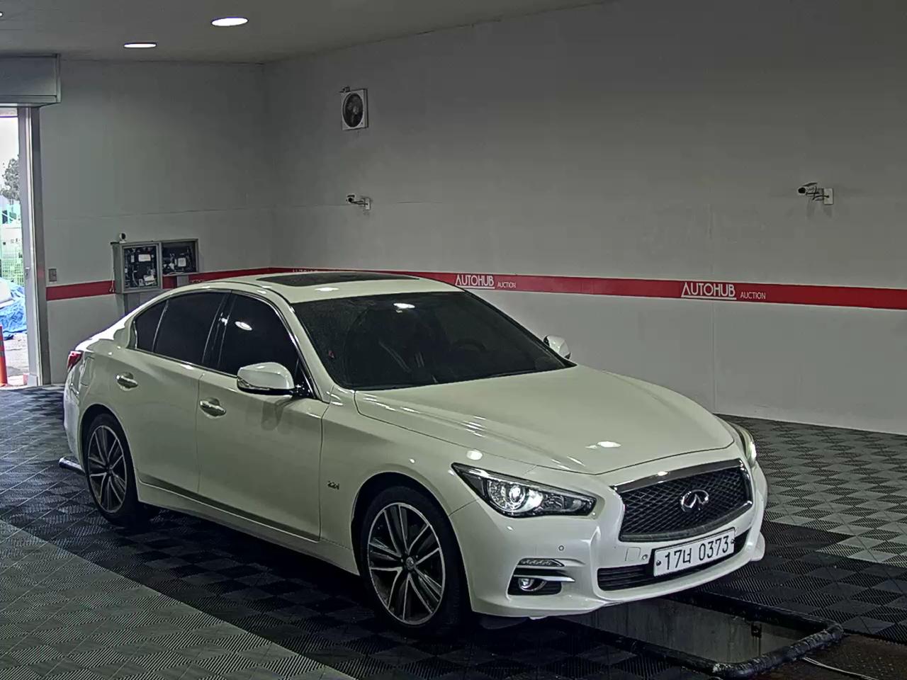 2016 - Infiniti Q50