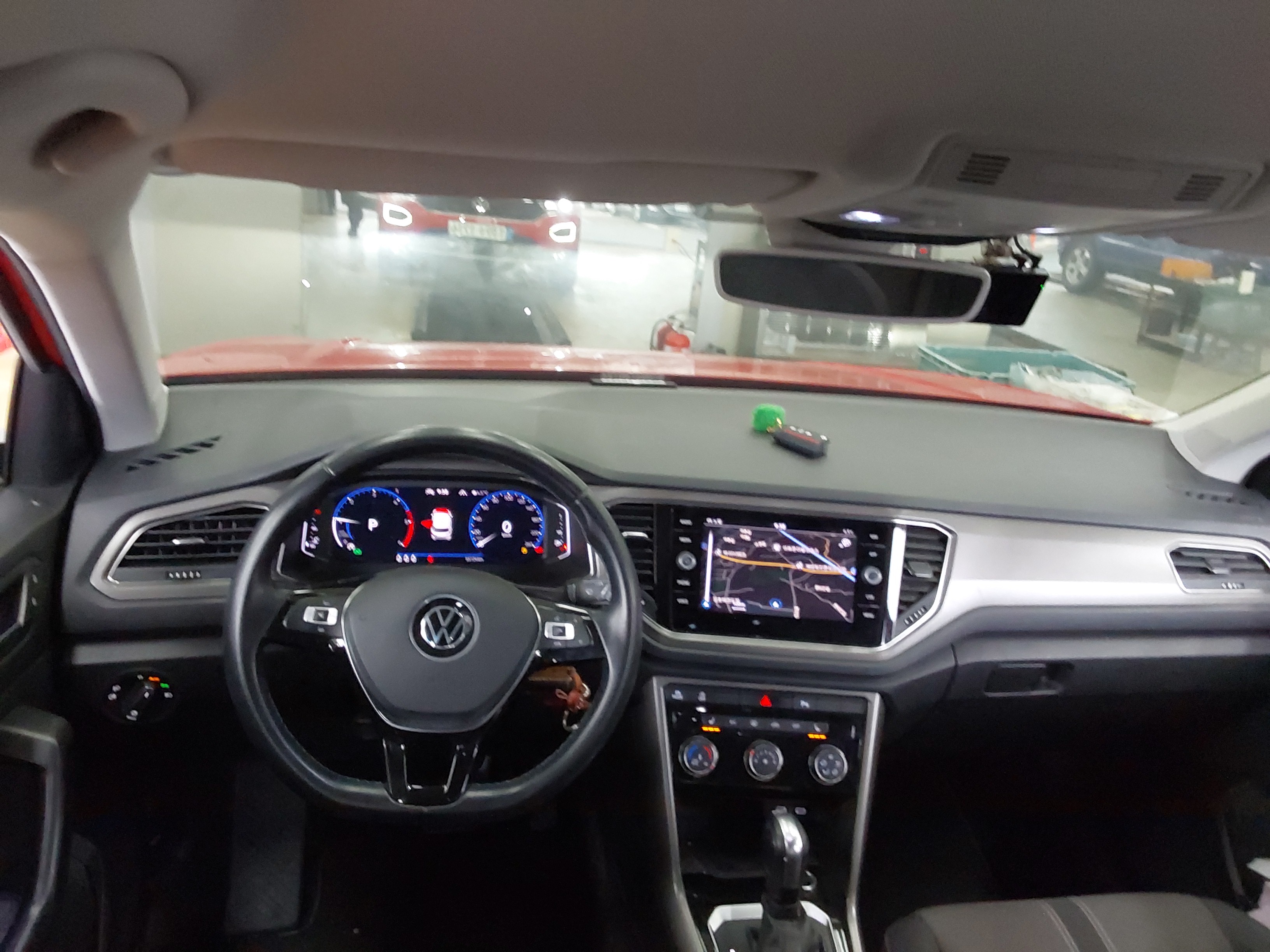 2021 - Volkswagen T-ROC